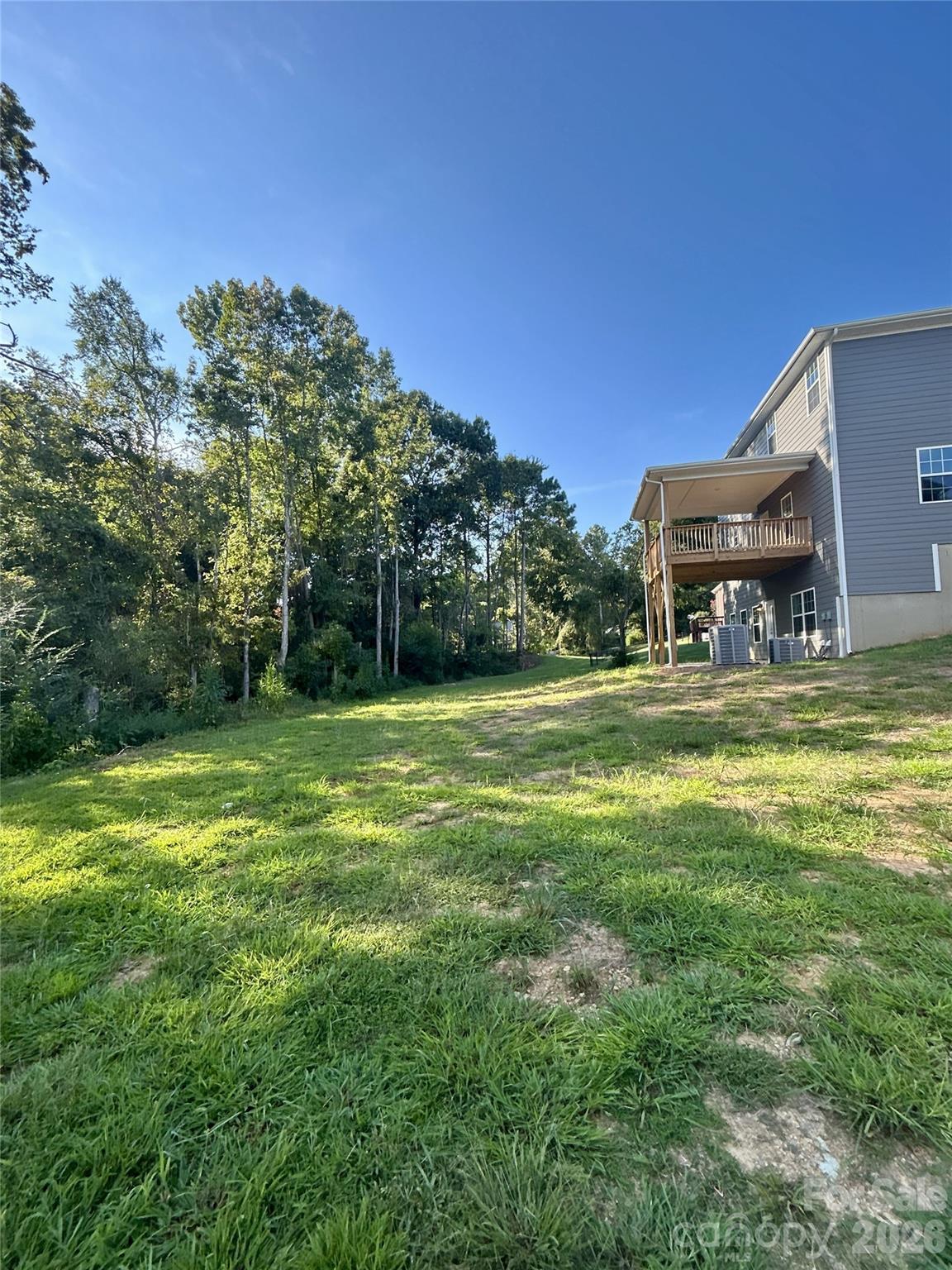 main property photo 37