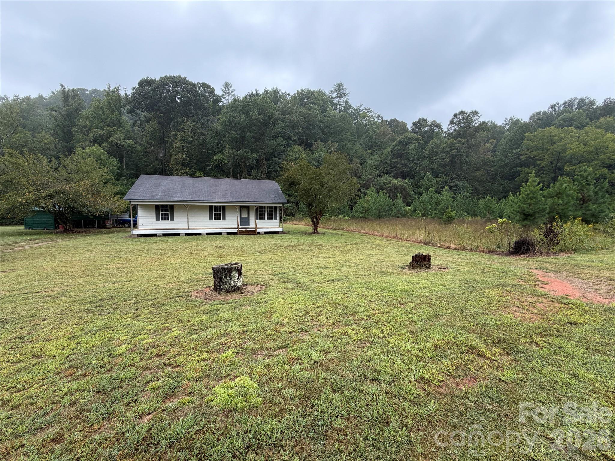 main property photo 11