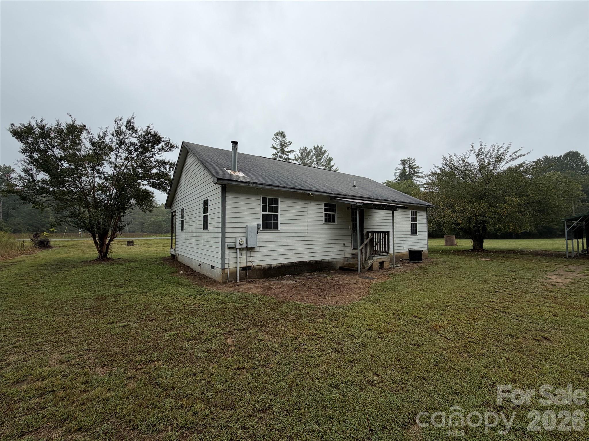 main property photo 13