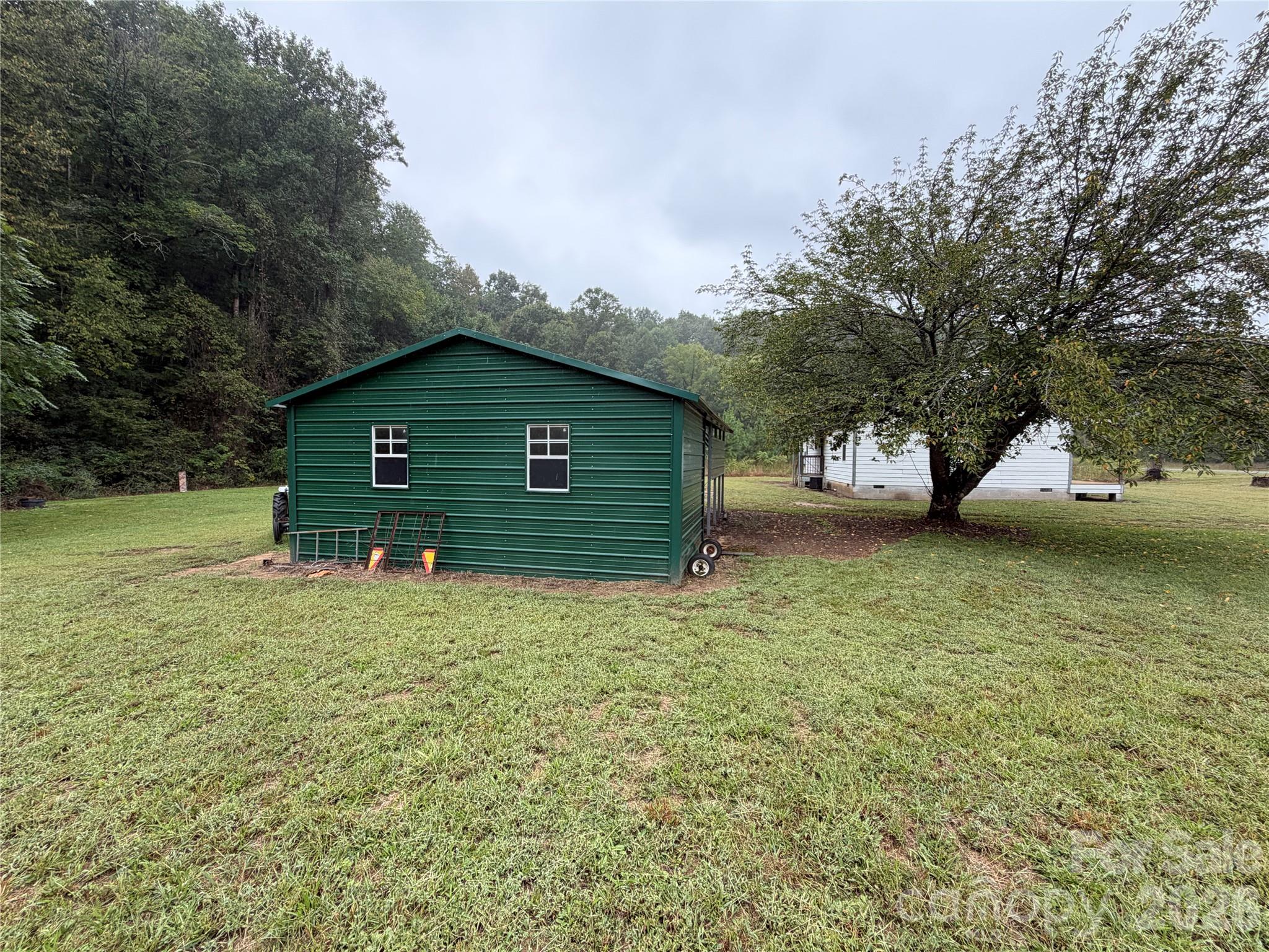 main property photo 5