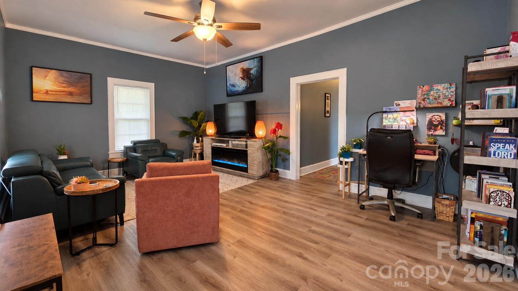 main property photo 5
