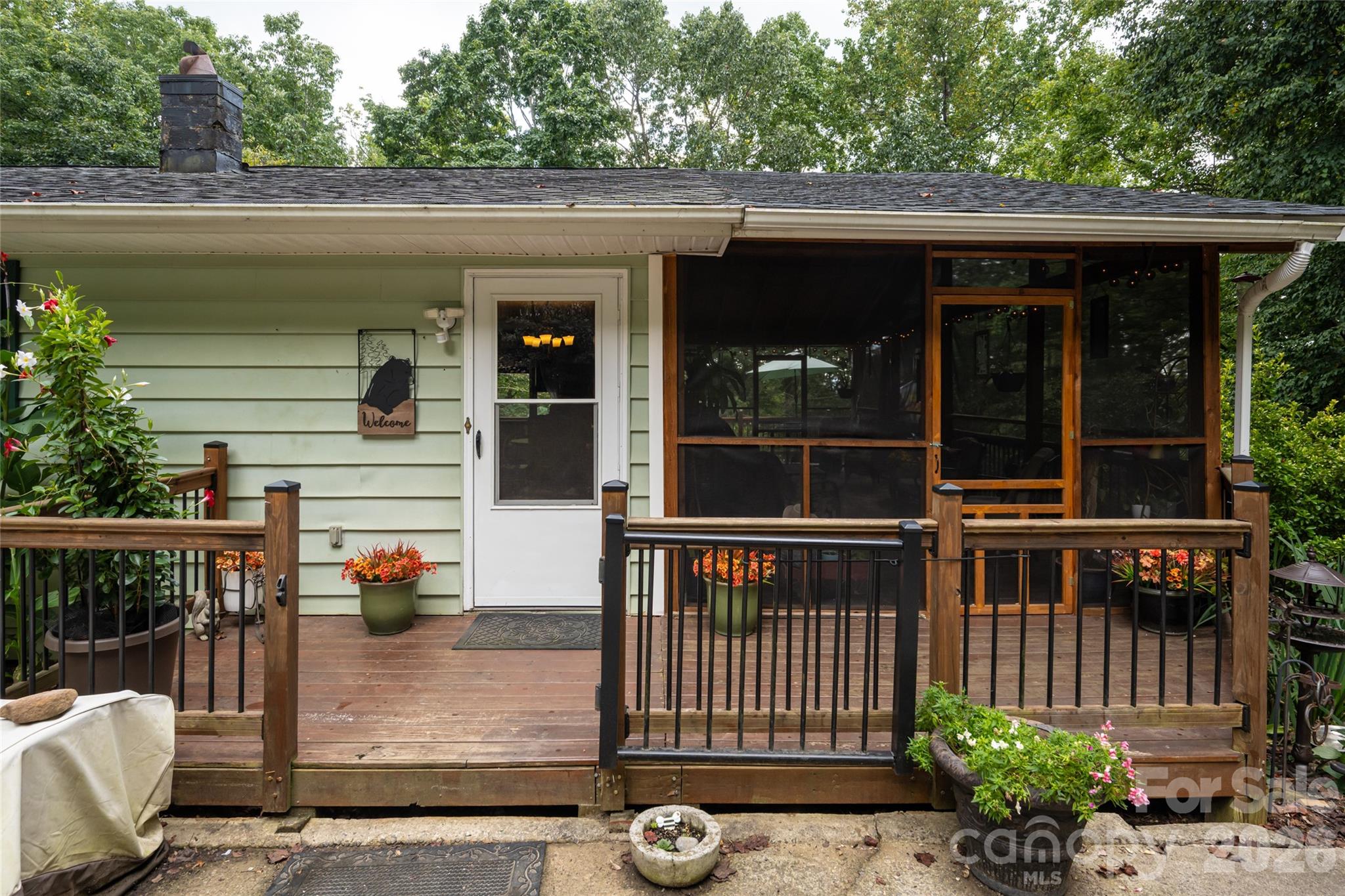 main property photo 38