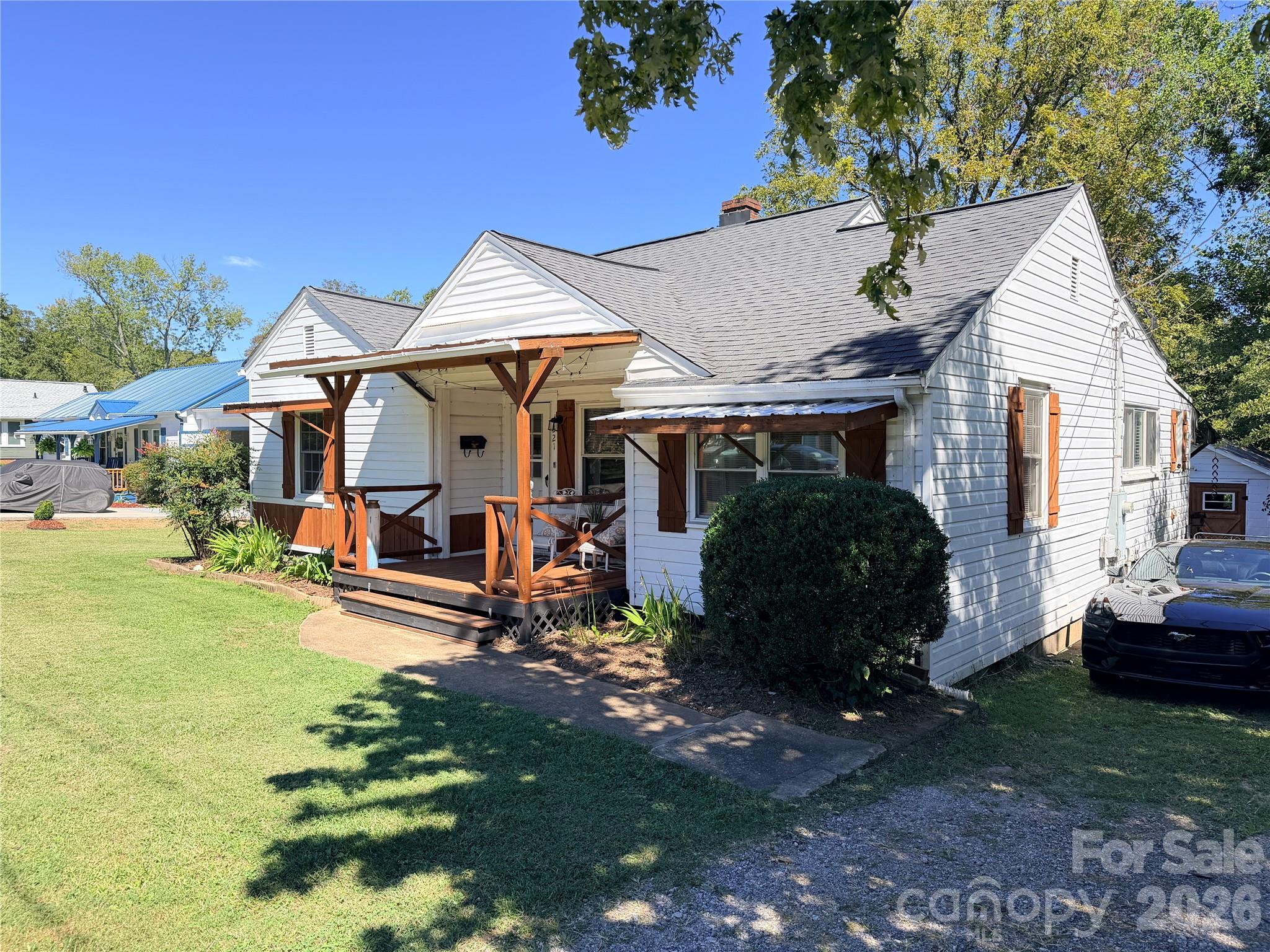 main property photo 2