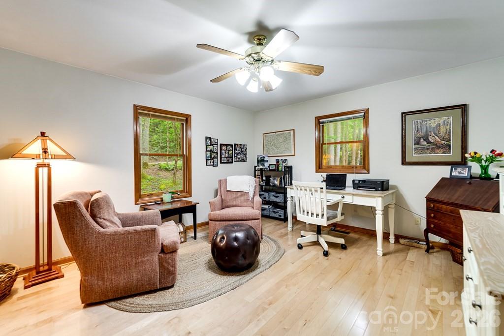 main property photo 22