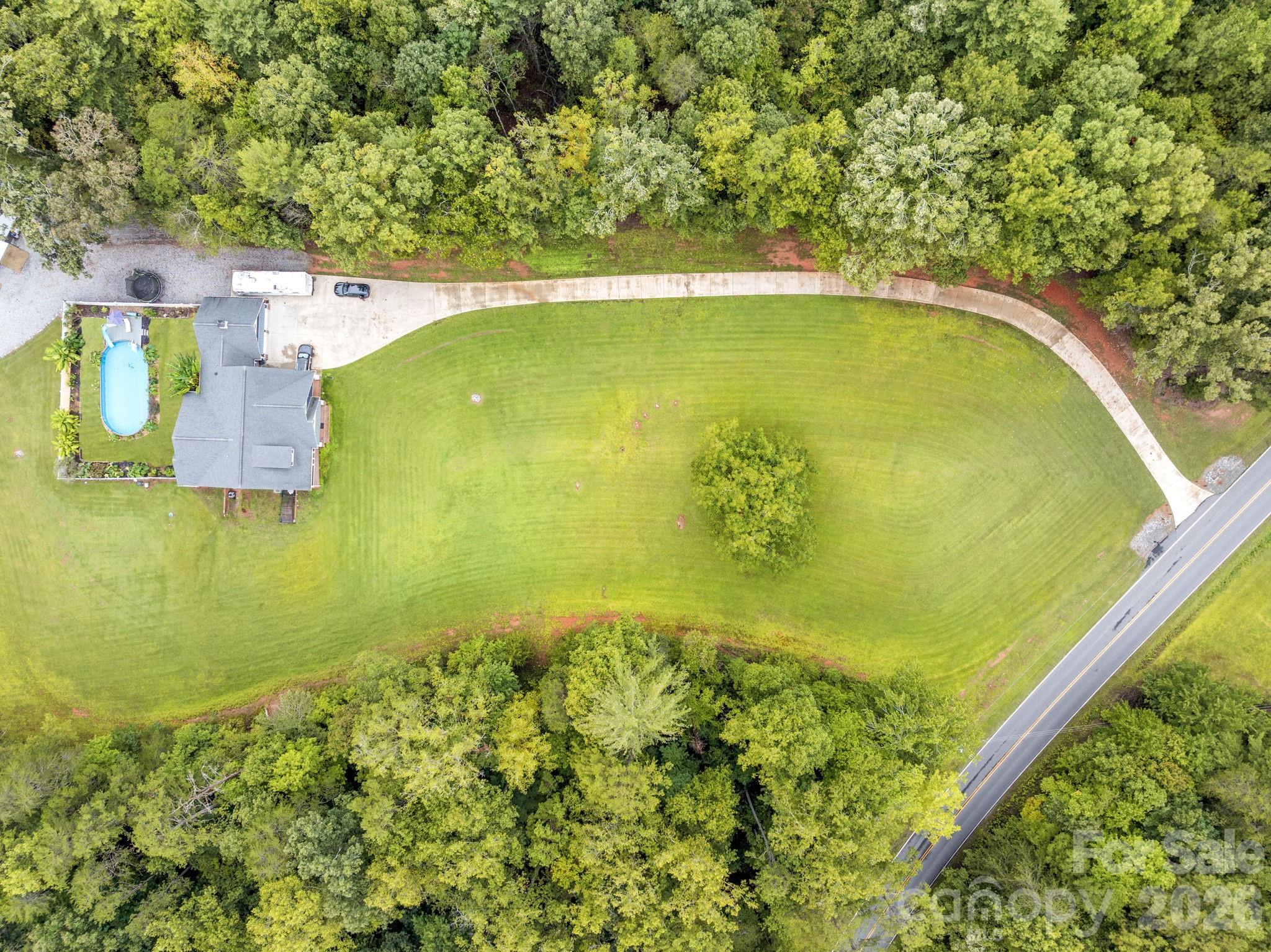 main property photo 35