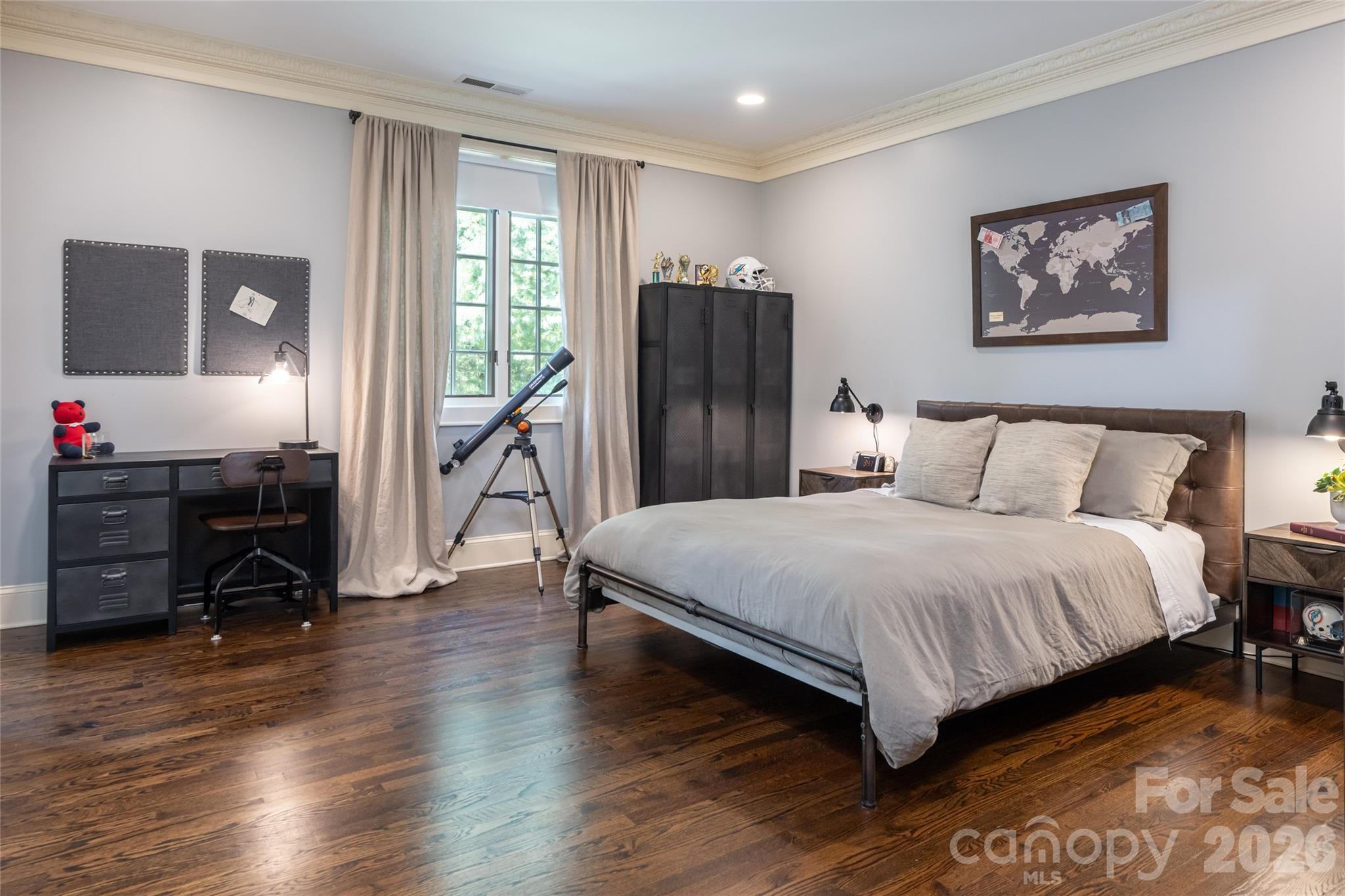 main property photo 37