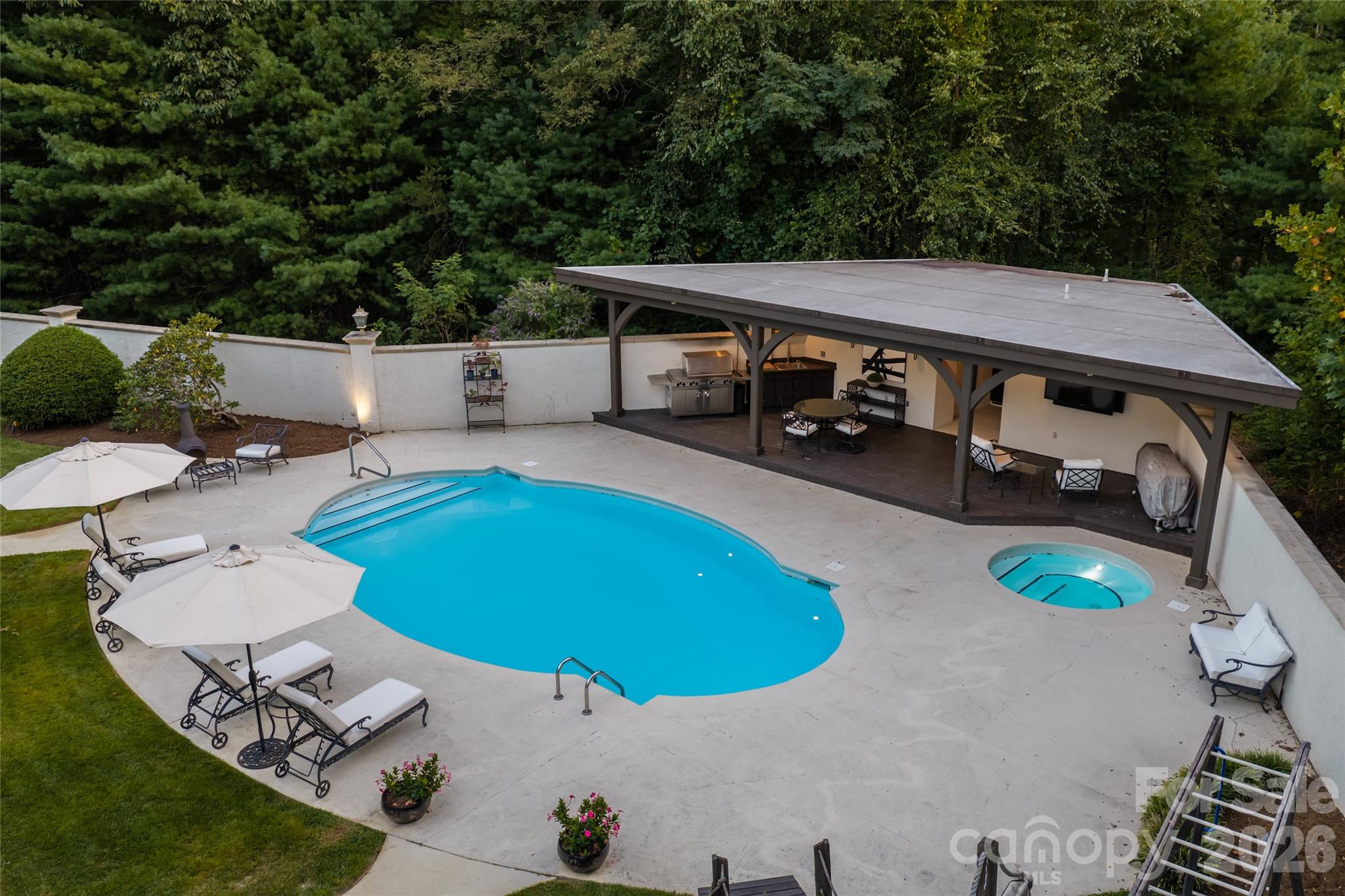 main property photo 46