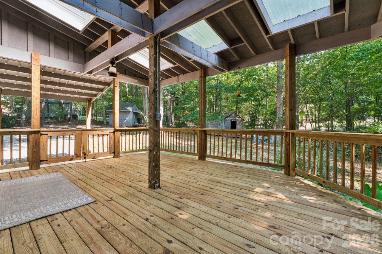 main property photo 29