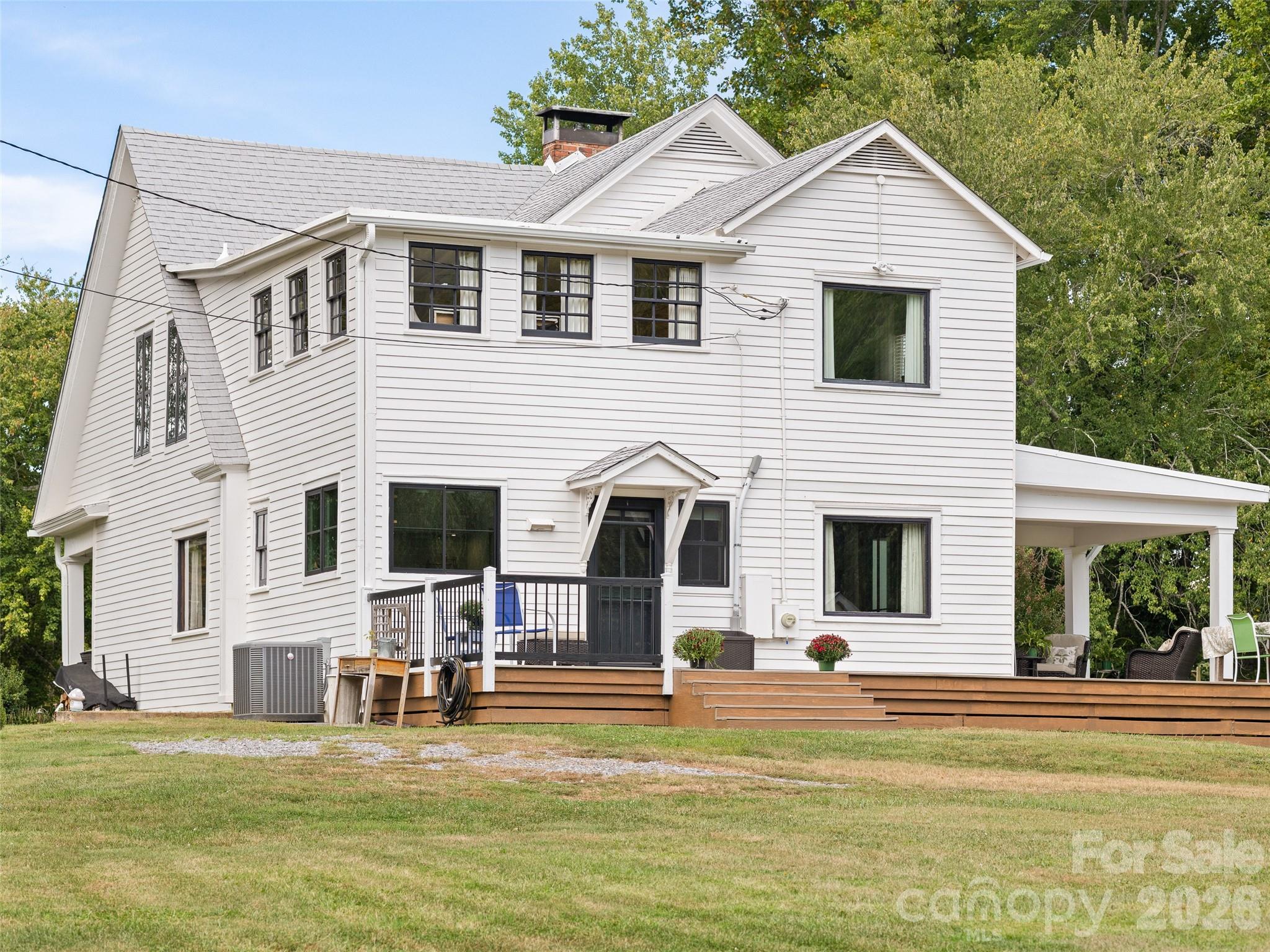 main property photo 42
