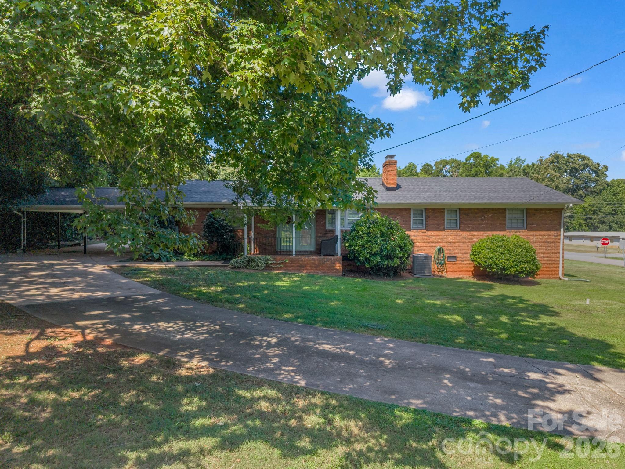 main property photo 36