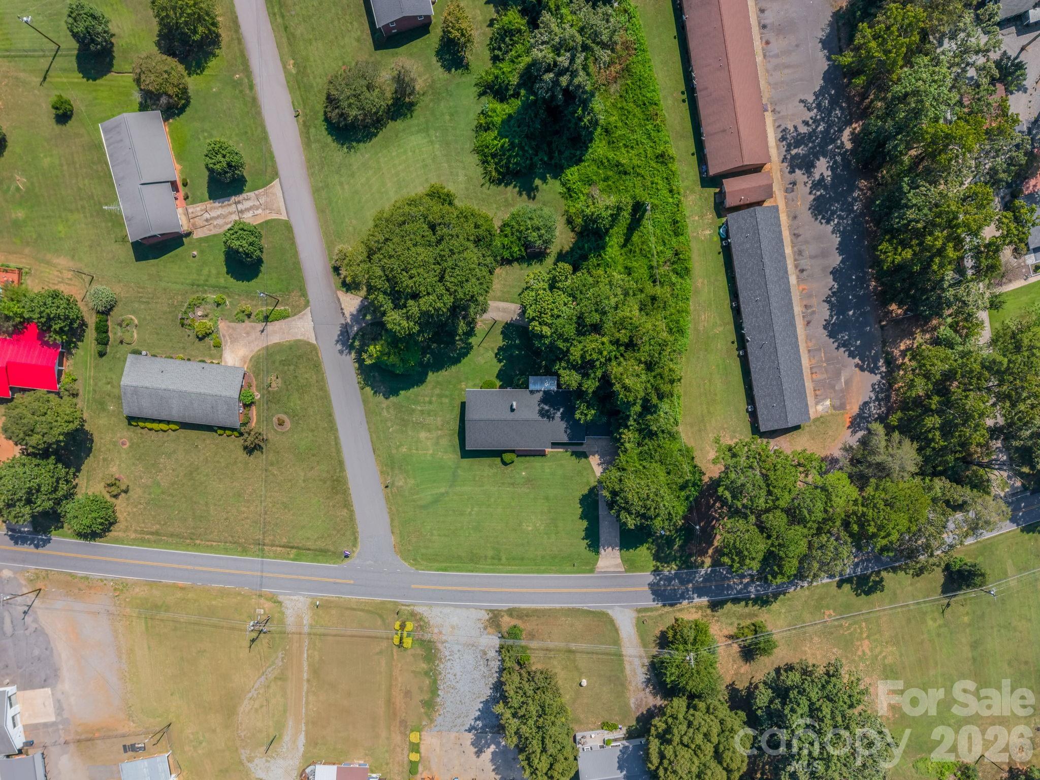 main property photo 41