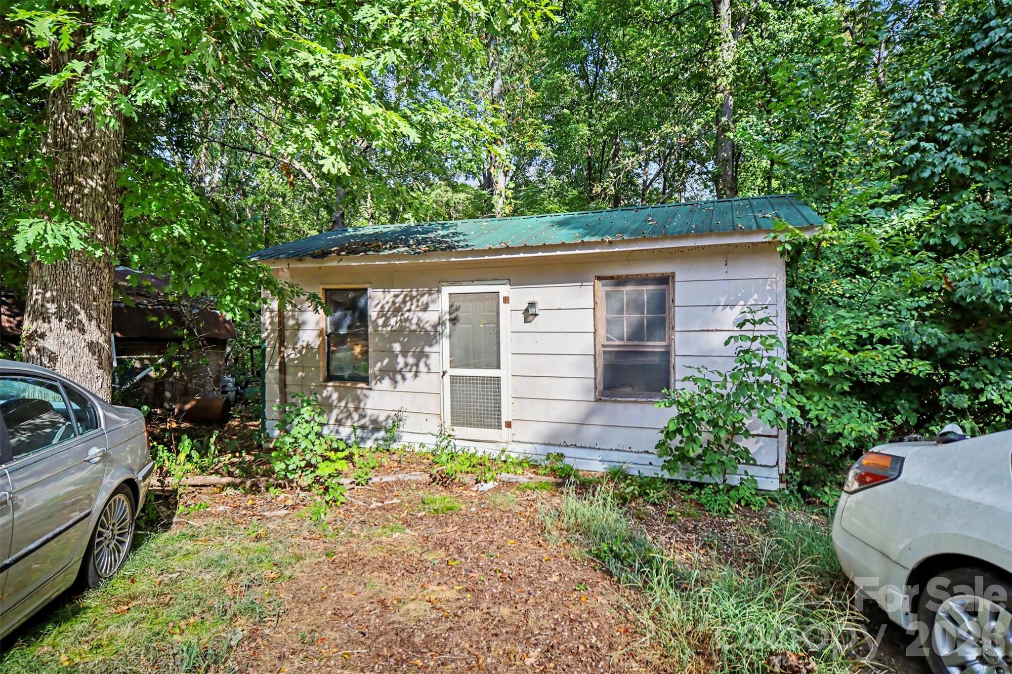 main property photo 29