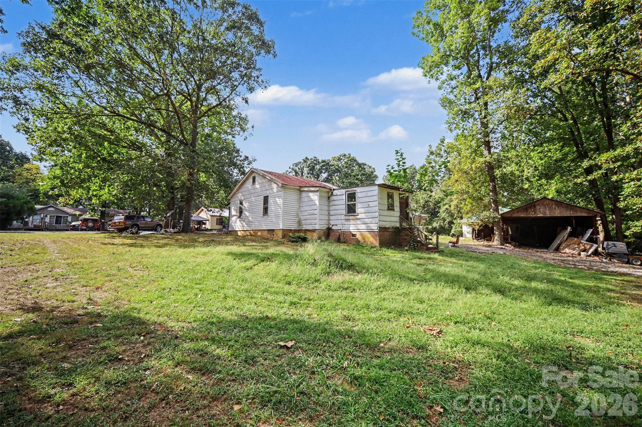 main property photo 35