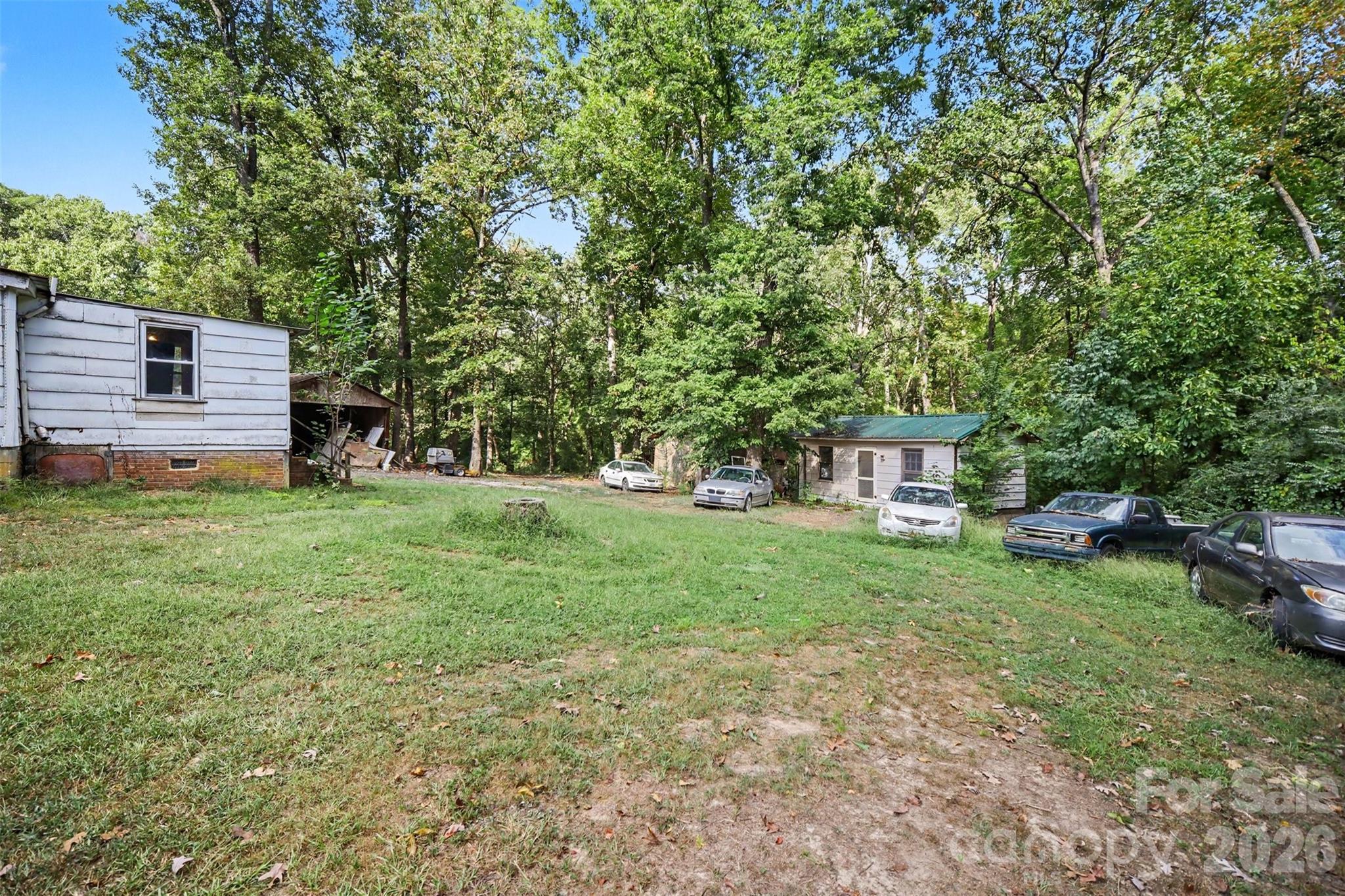 main property photo 5