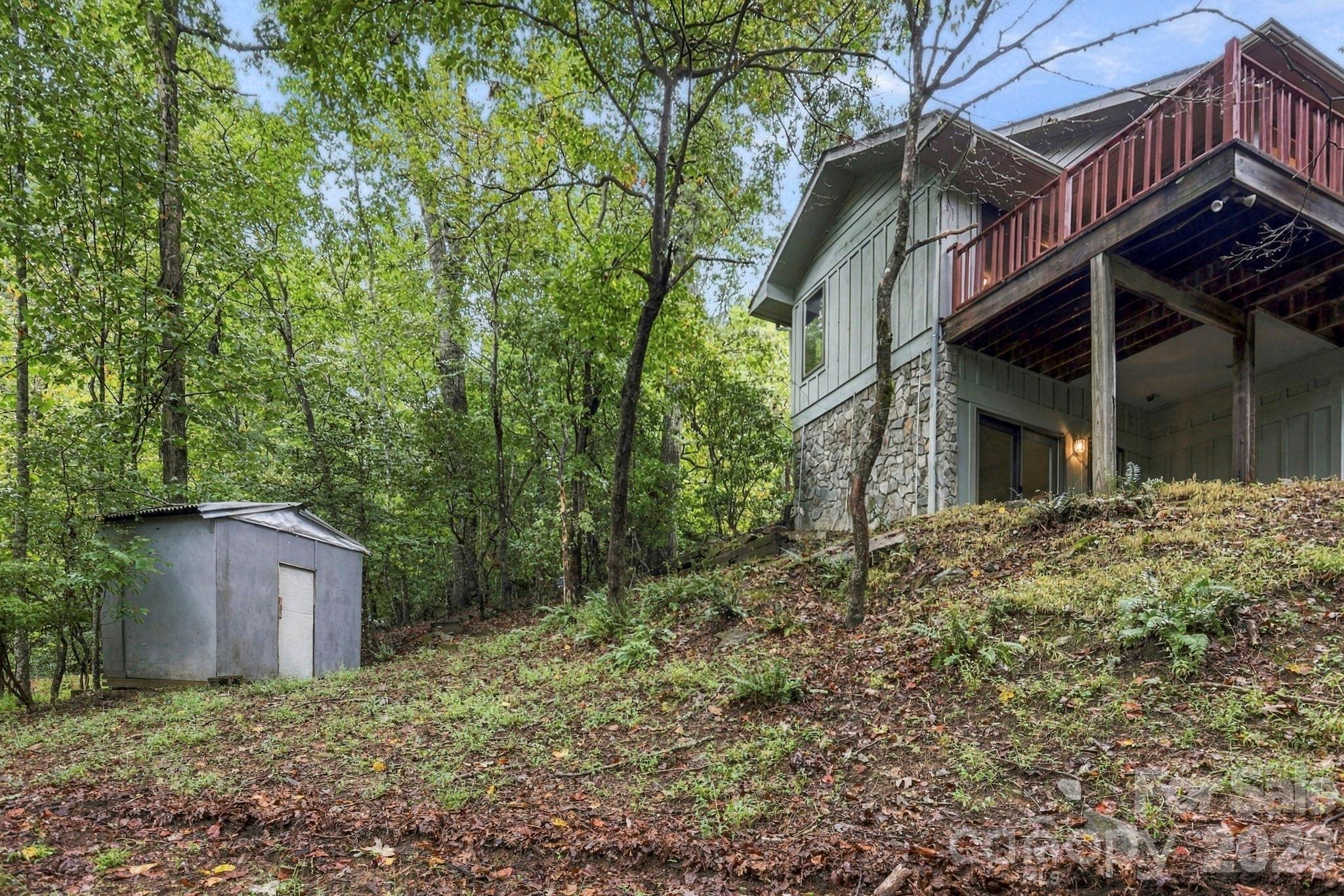 main property photo 34