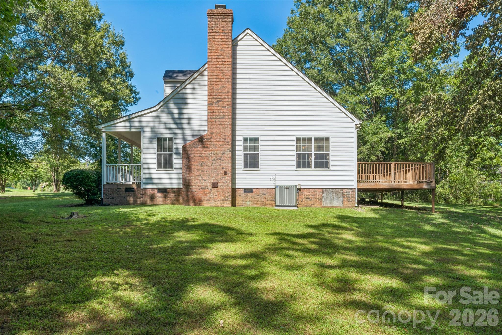 main property photo 37