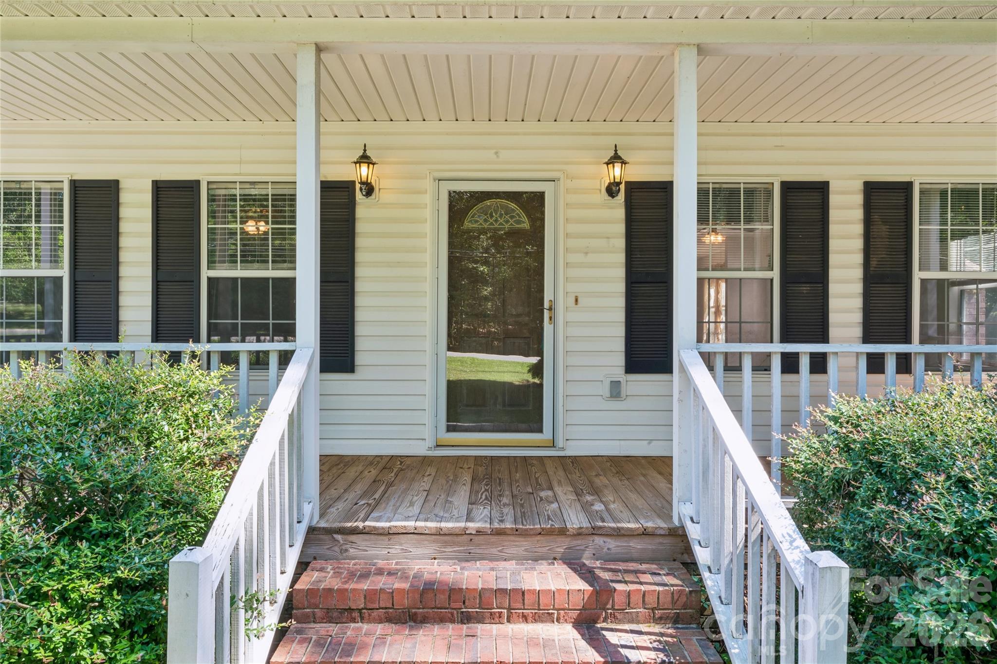 main property photo 45