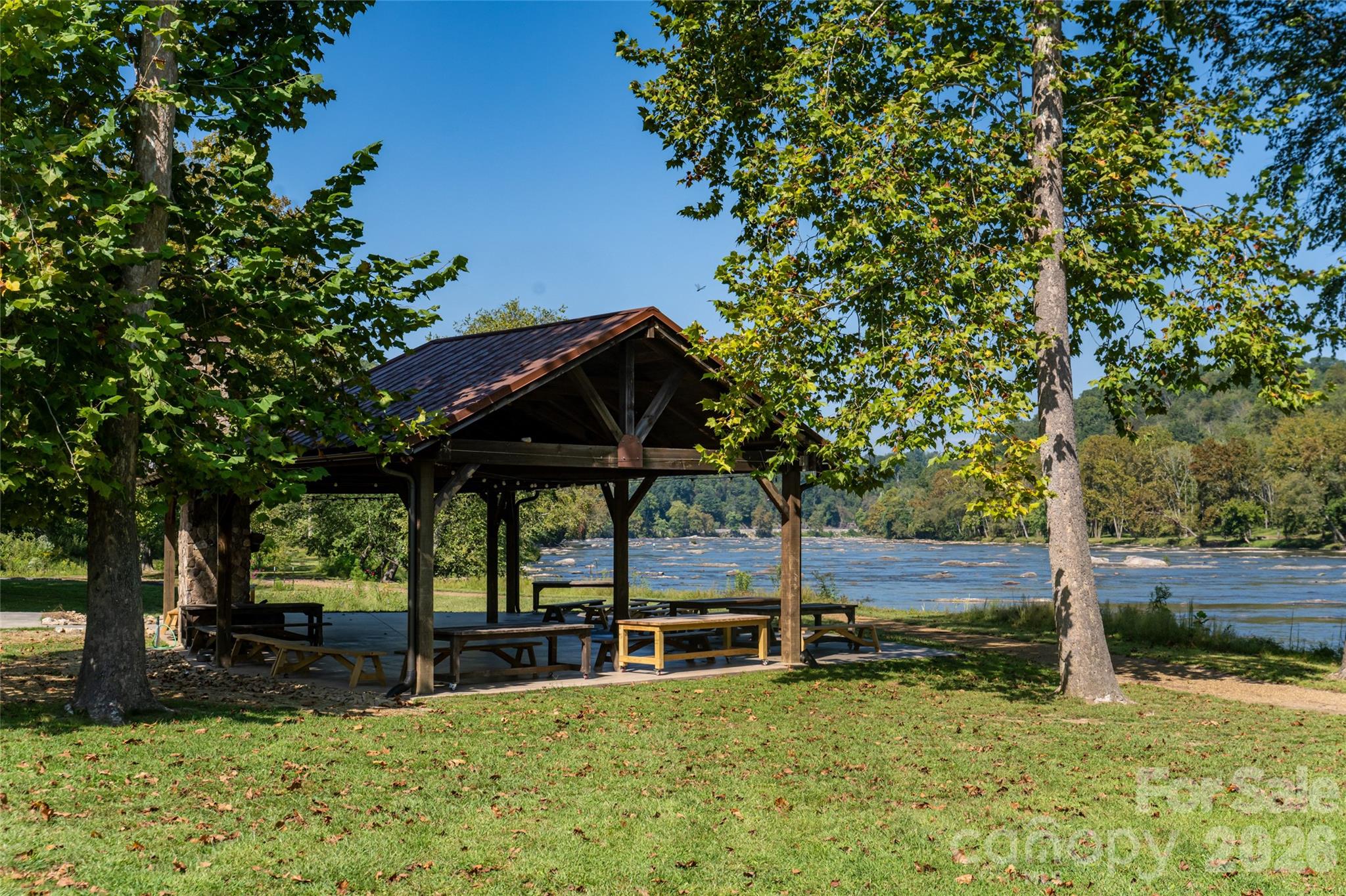 main property photo 34