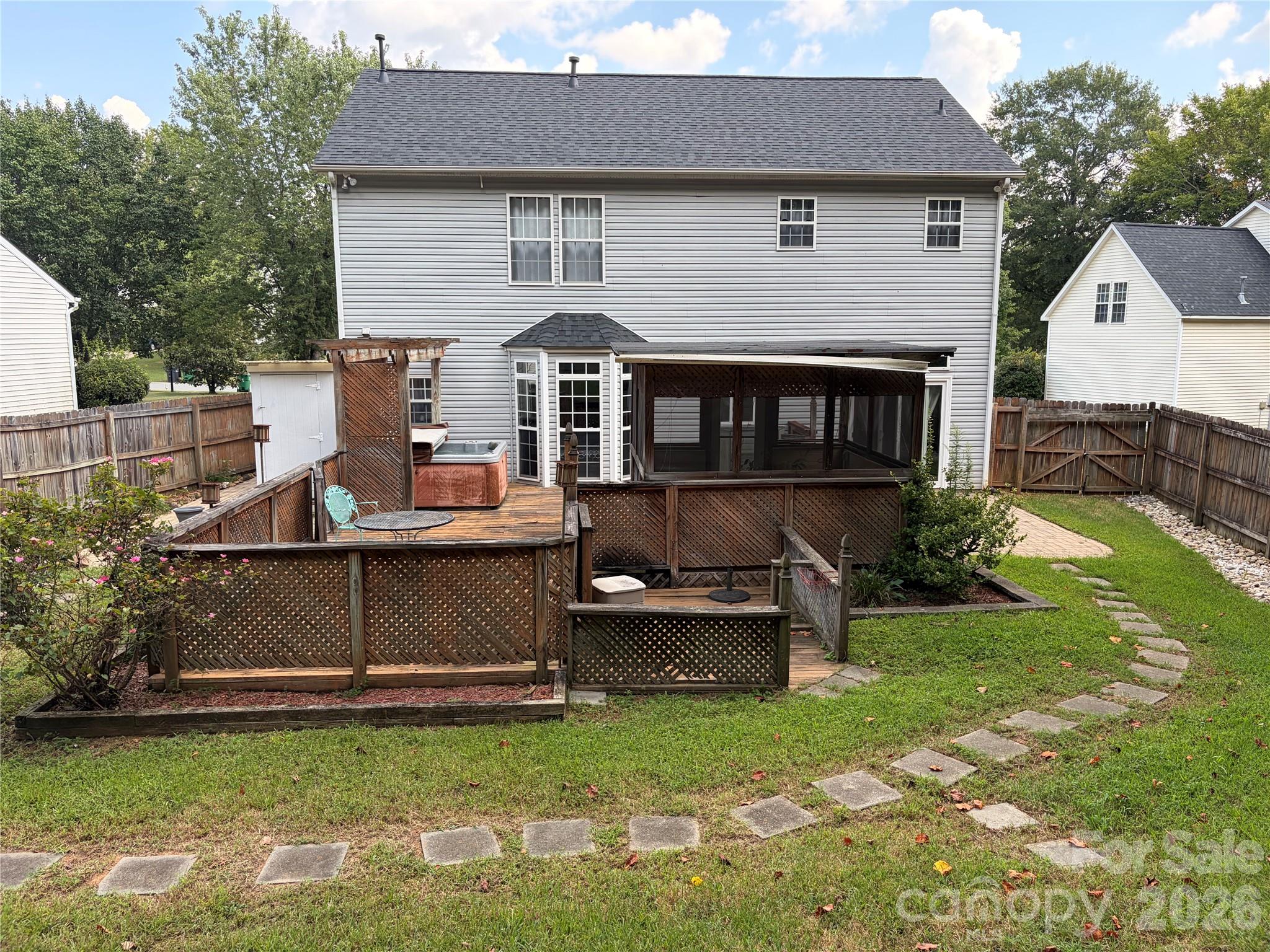 main property photo 21