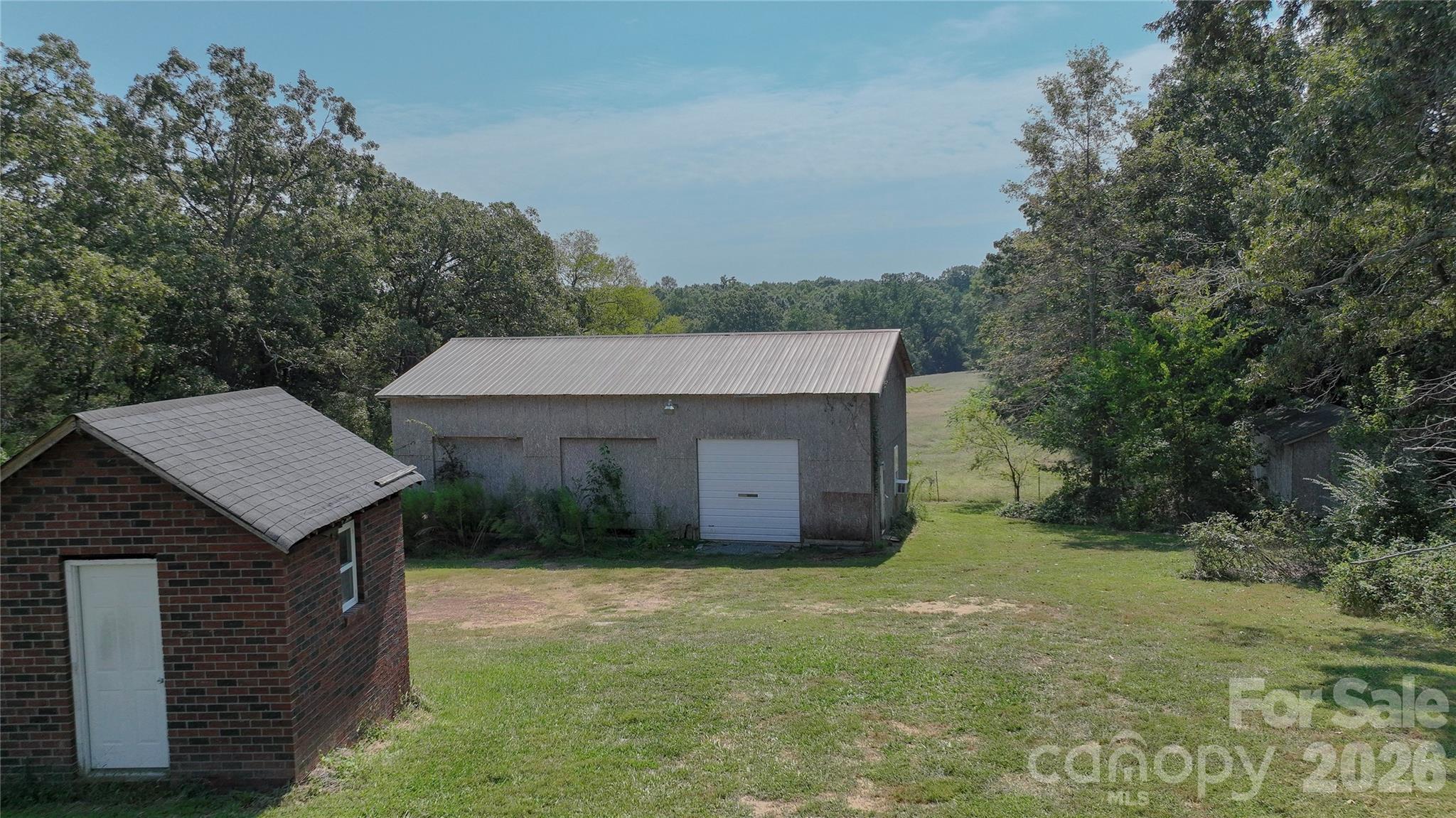main property photo 7