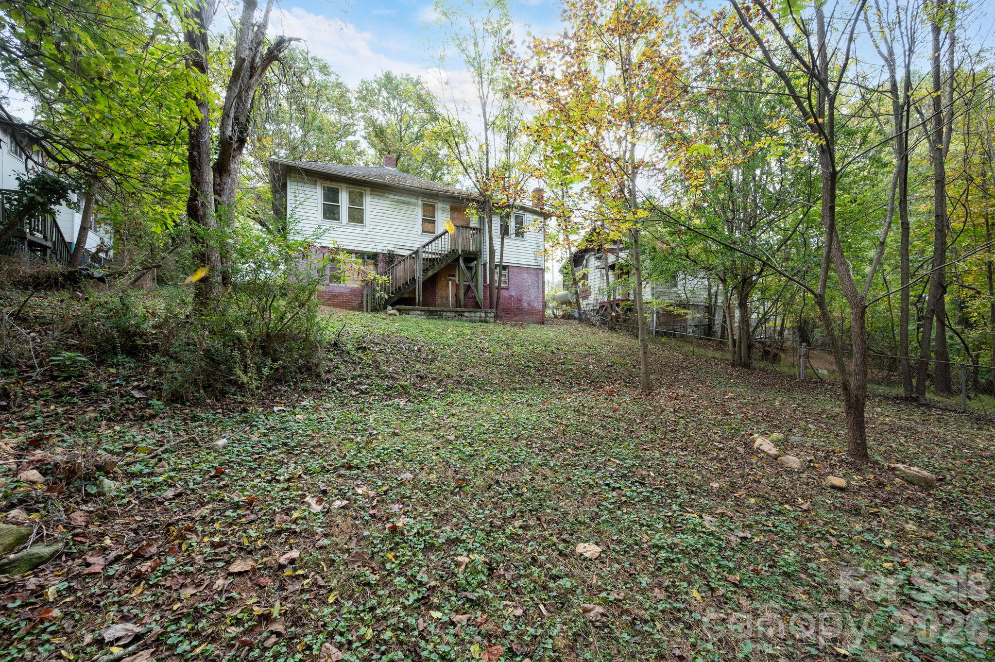 main property photo 22