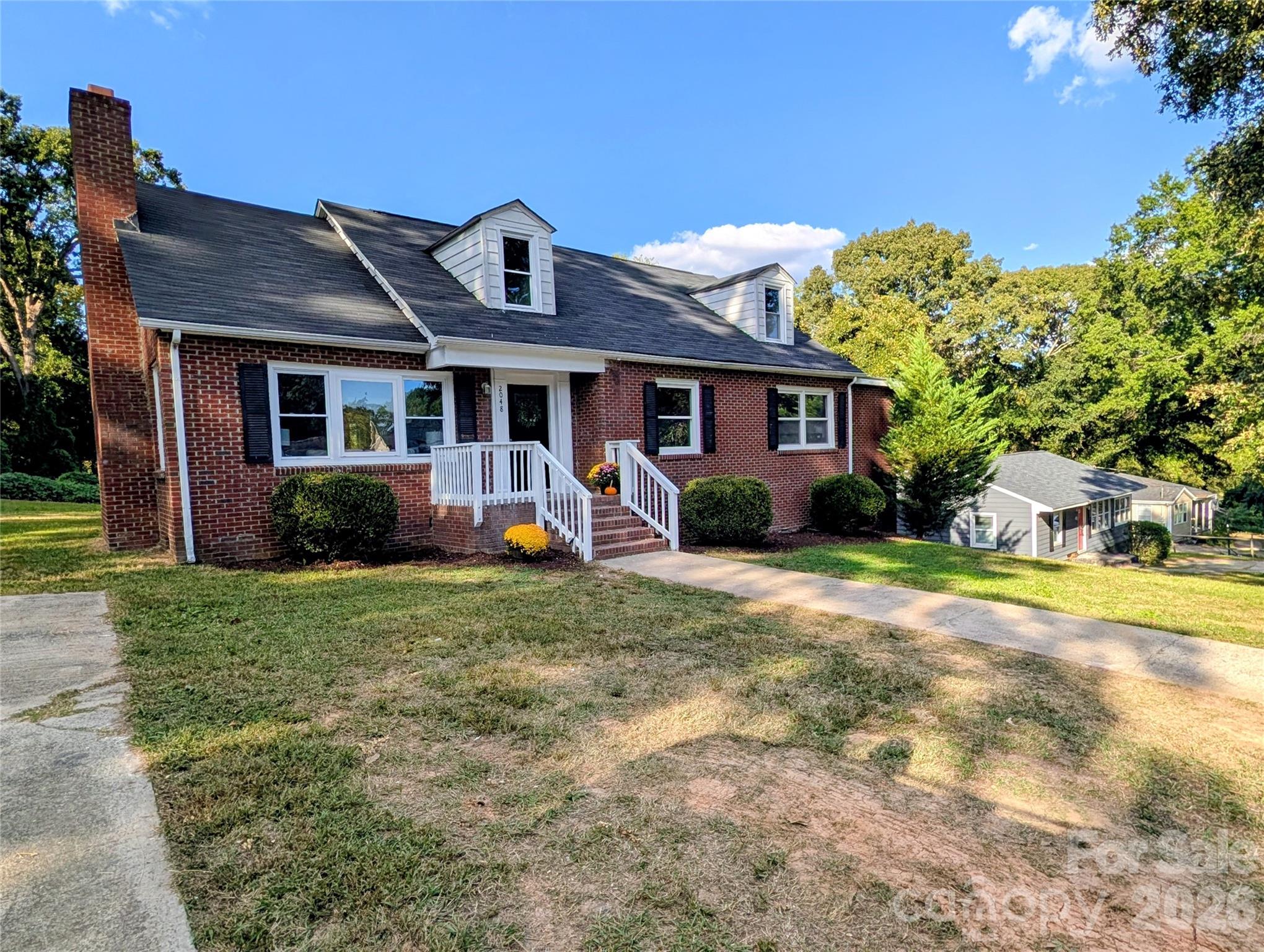 main property photo 32