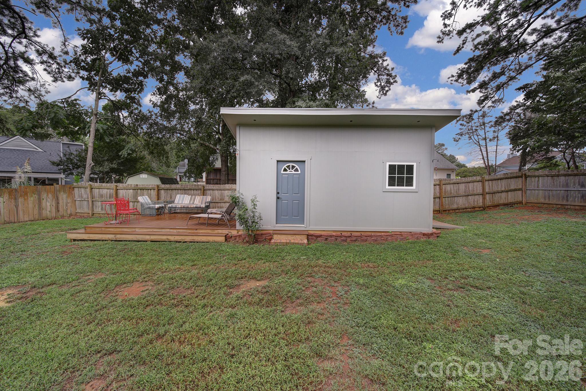 main property photo 34