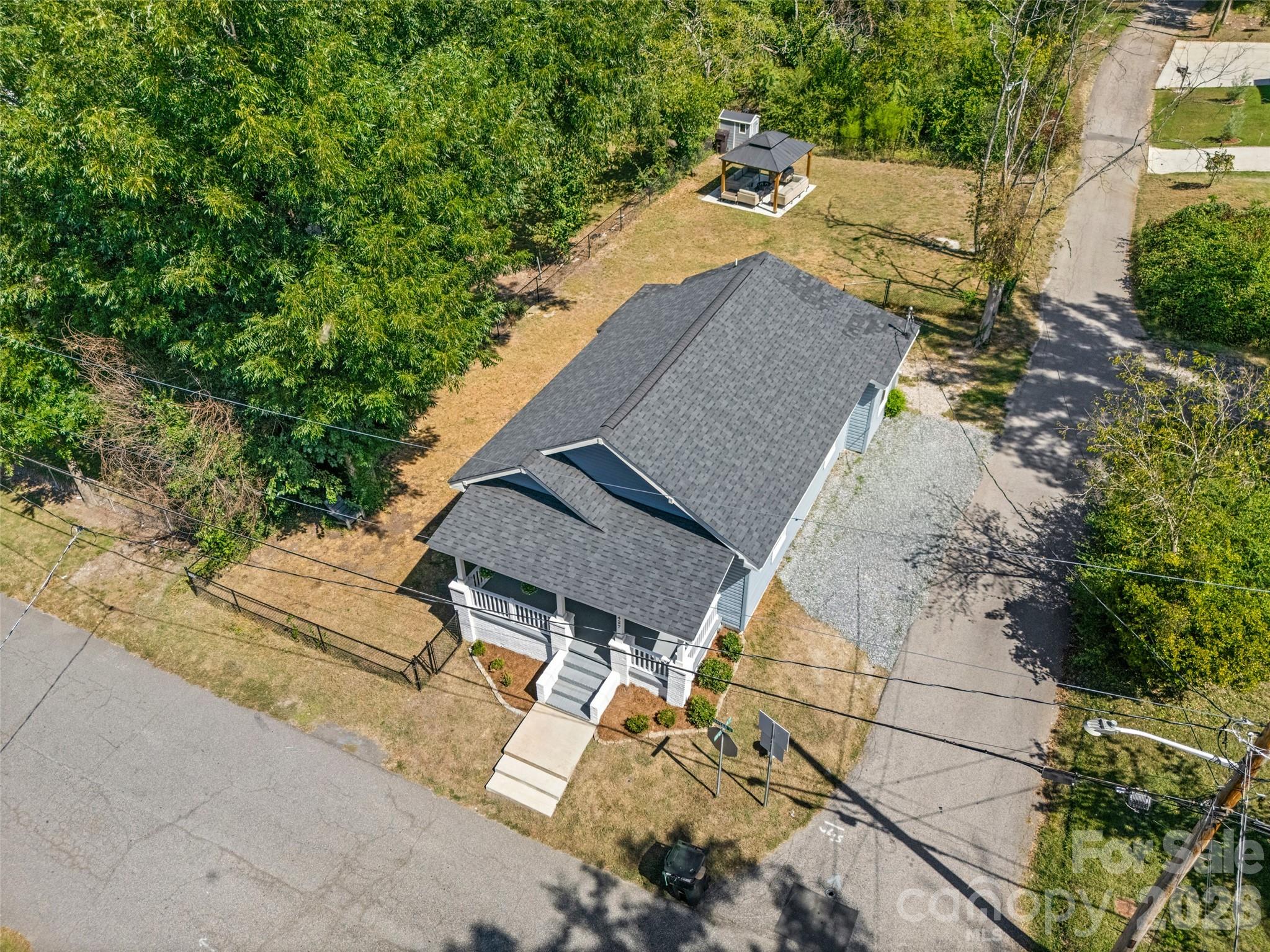 main property photo 21
