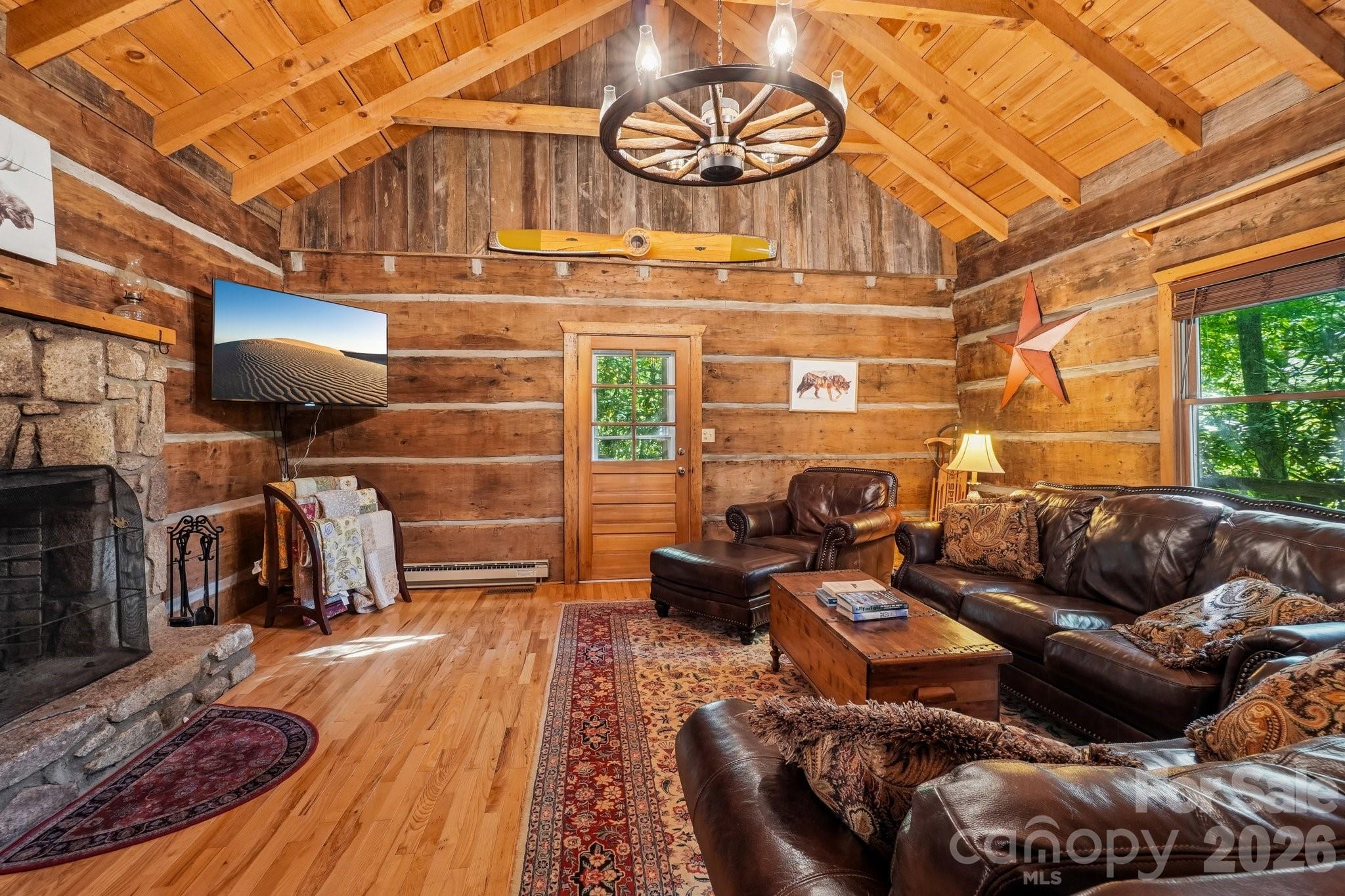 main property photo 7