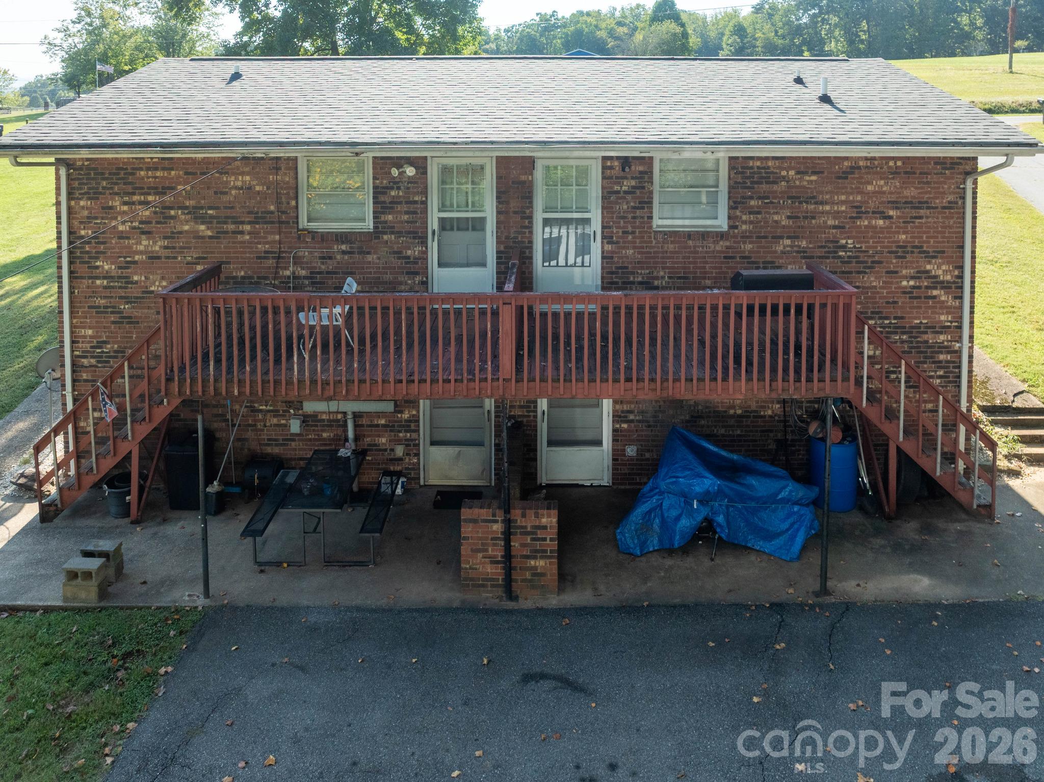 main property photo 12