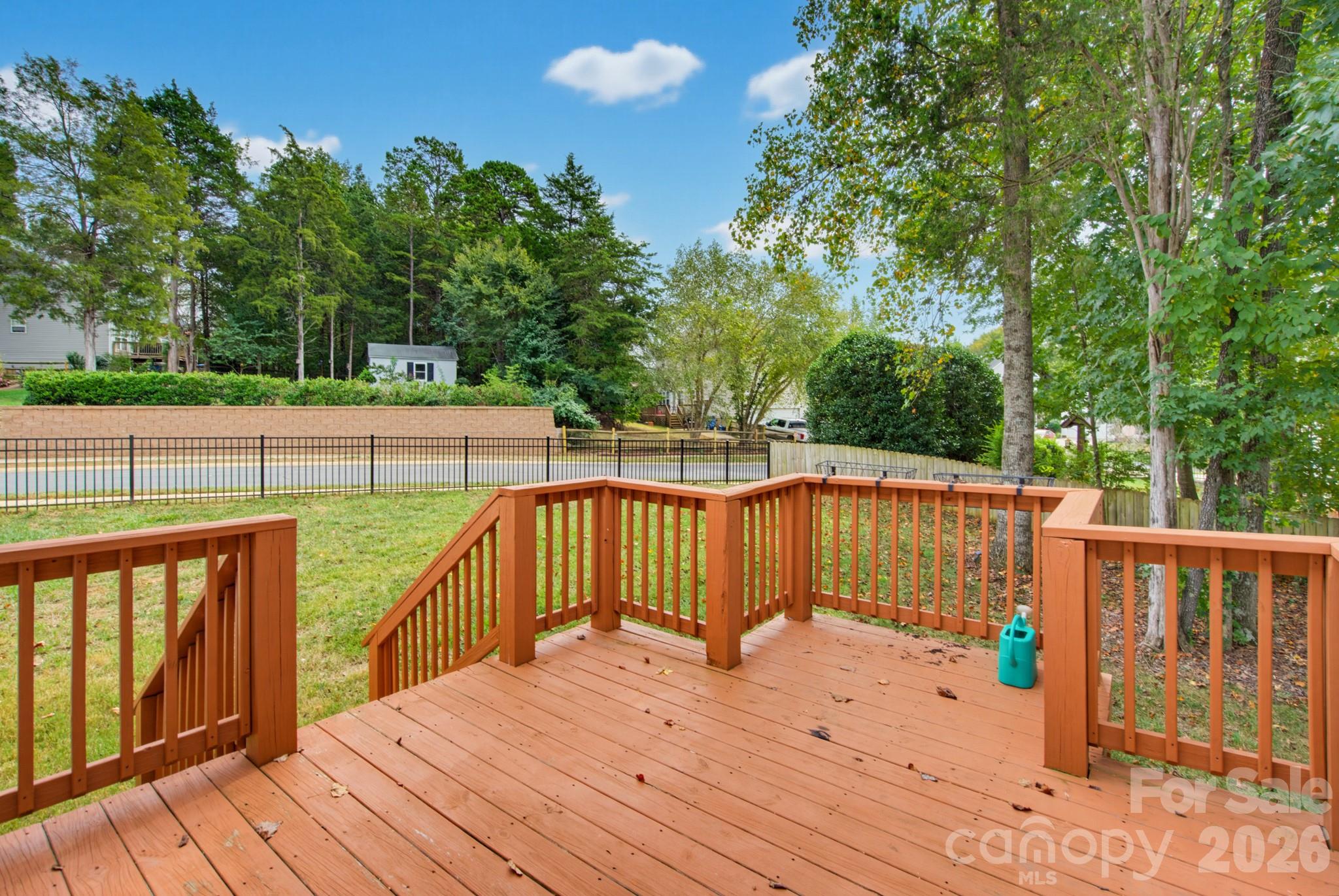 main property photo 33