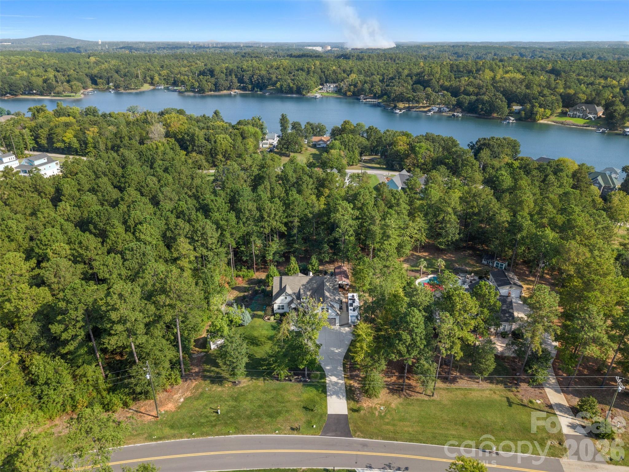 main property photo 30