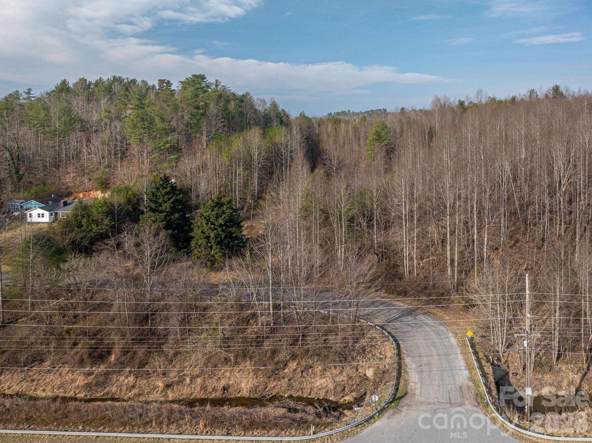 main property photo 9
