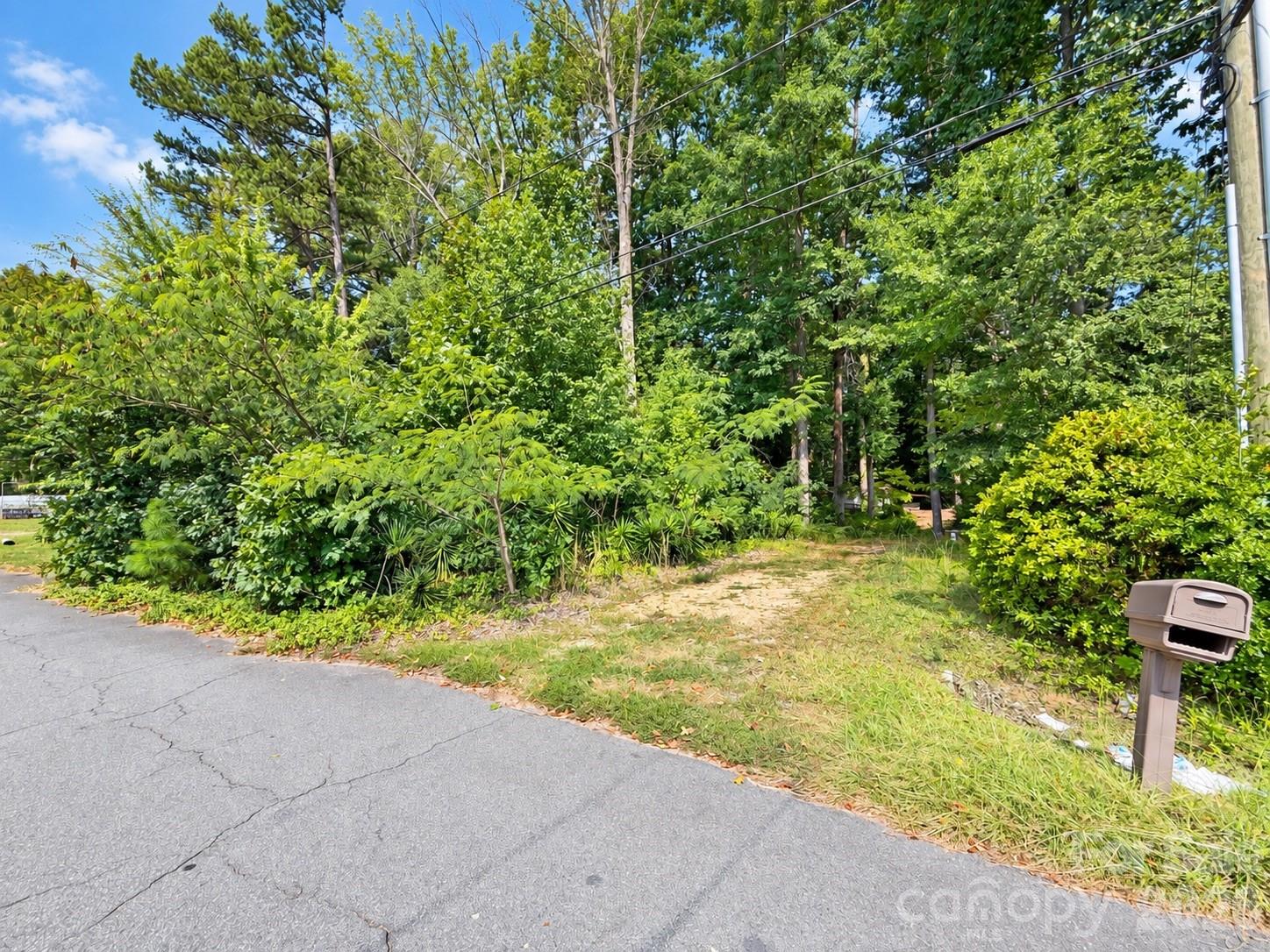 main property photo 27