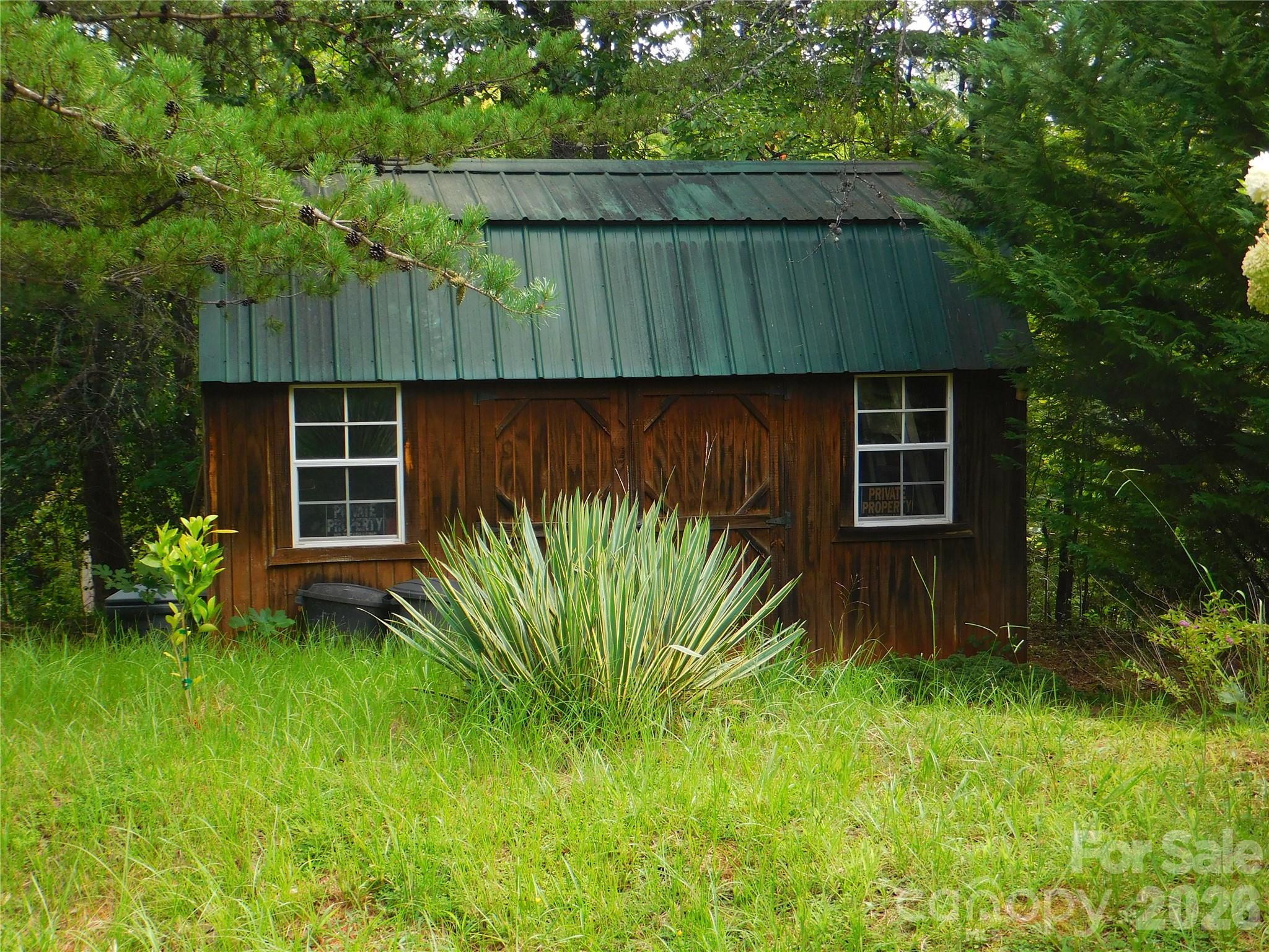 main property photo 32