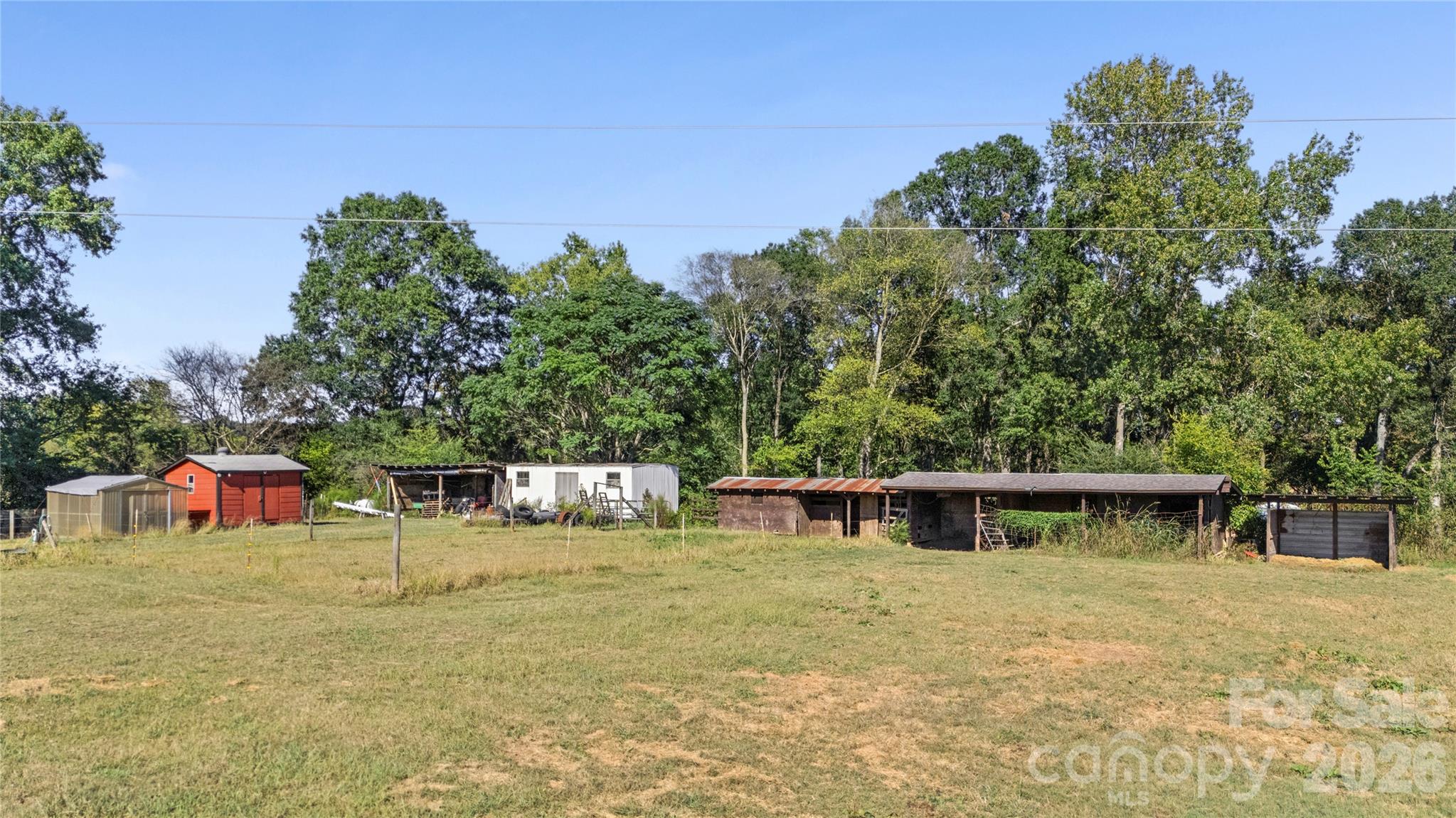 main property photo 19