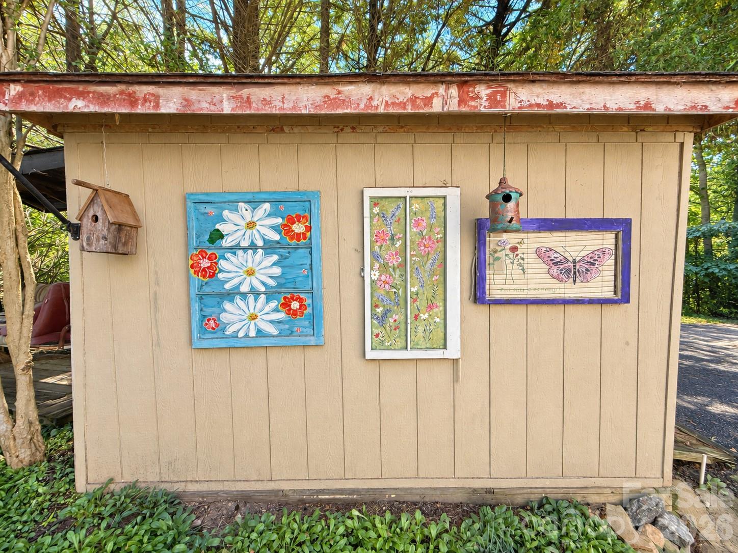 main property photo 30