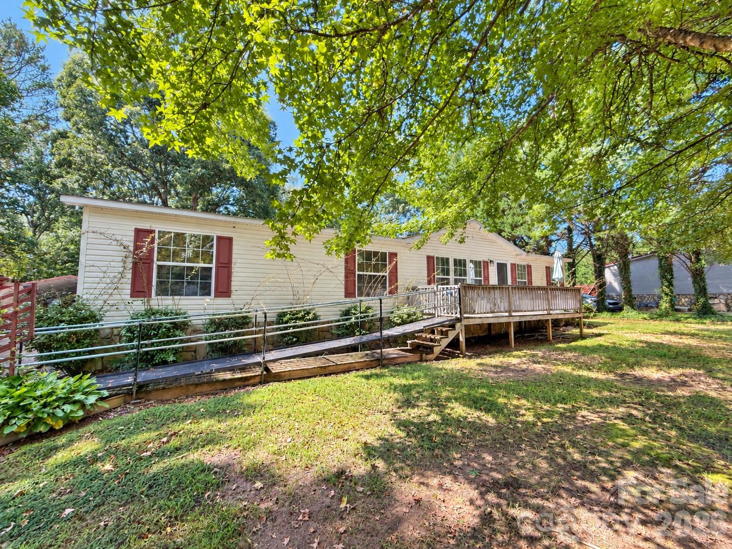 main property photo 44