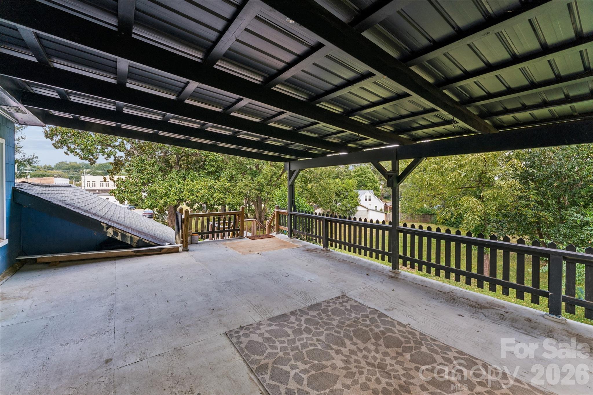 main property photo 29