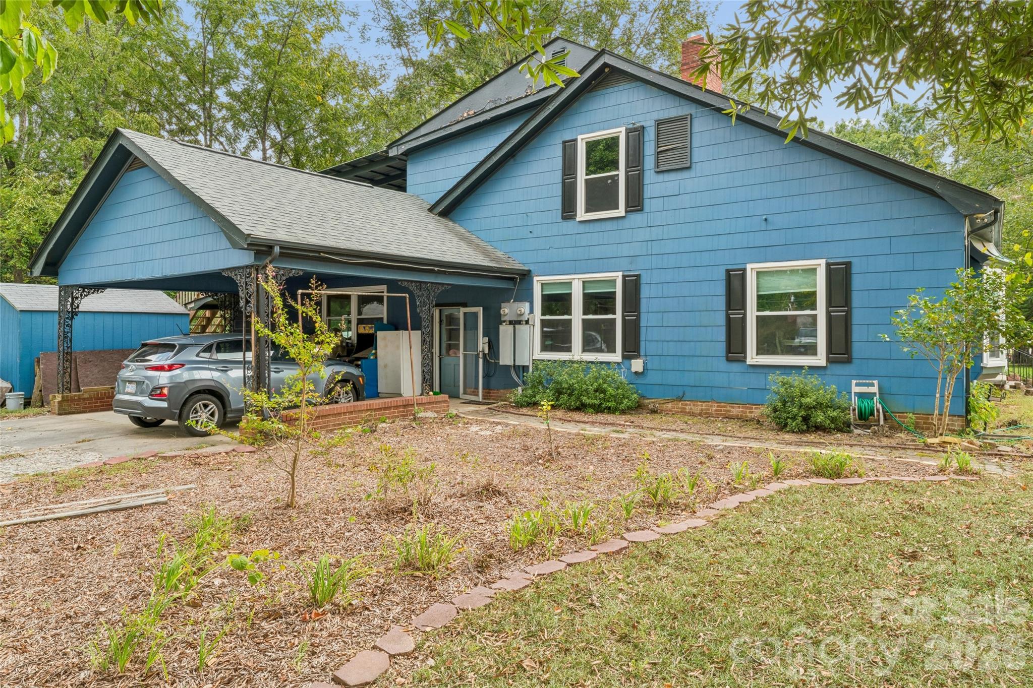 main property photo 43