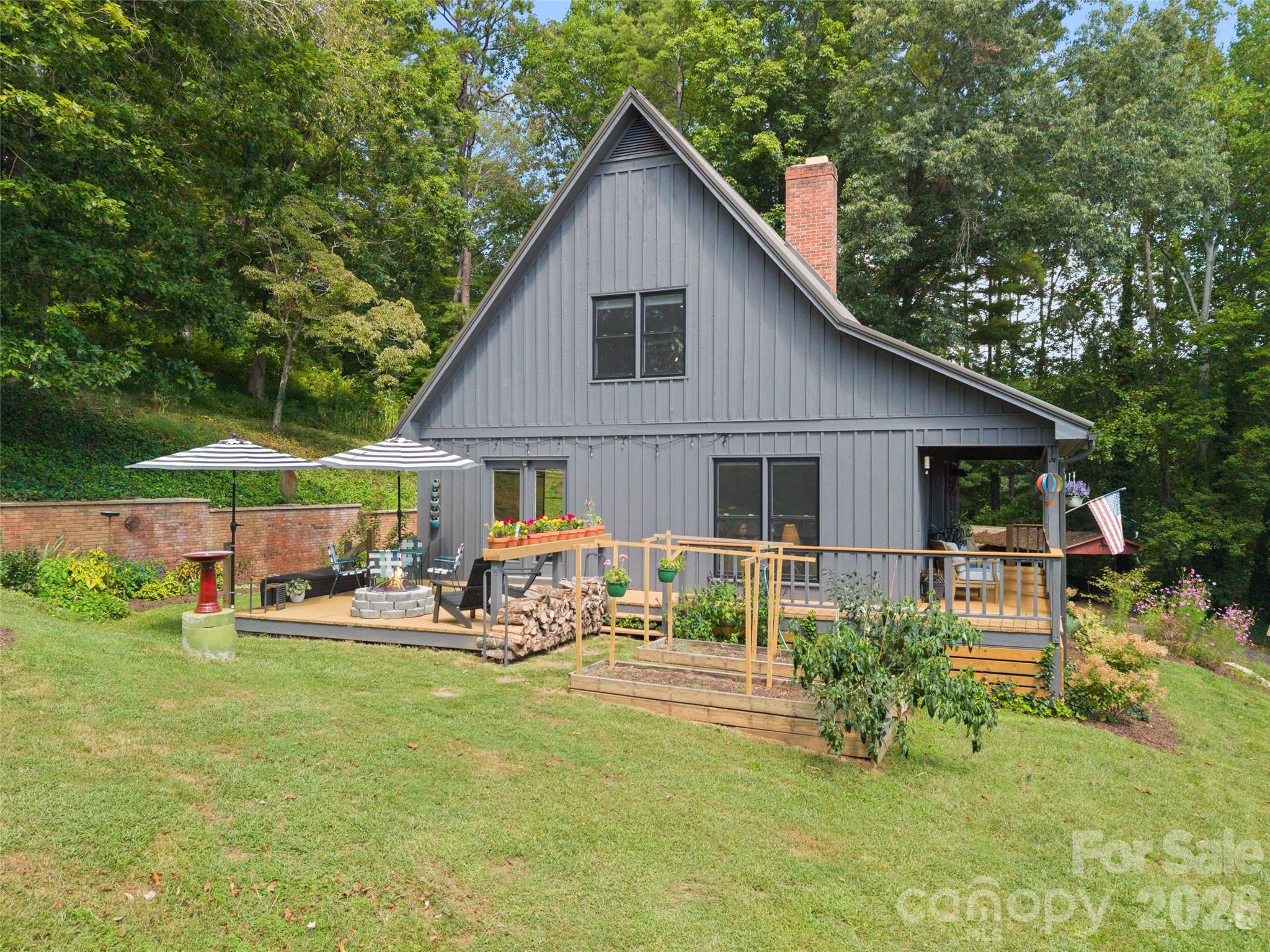 main property photo 44