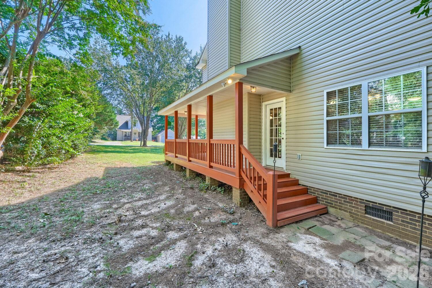 main property photo 35