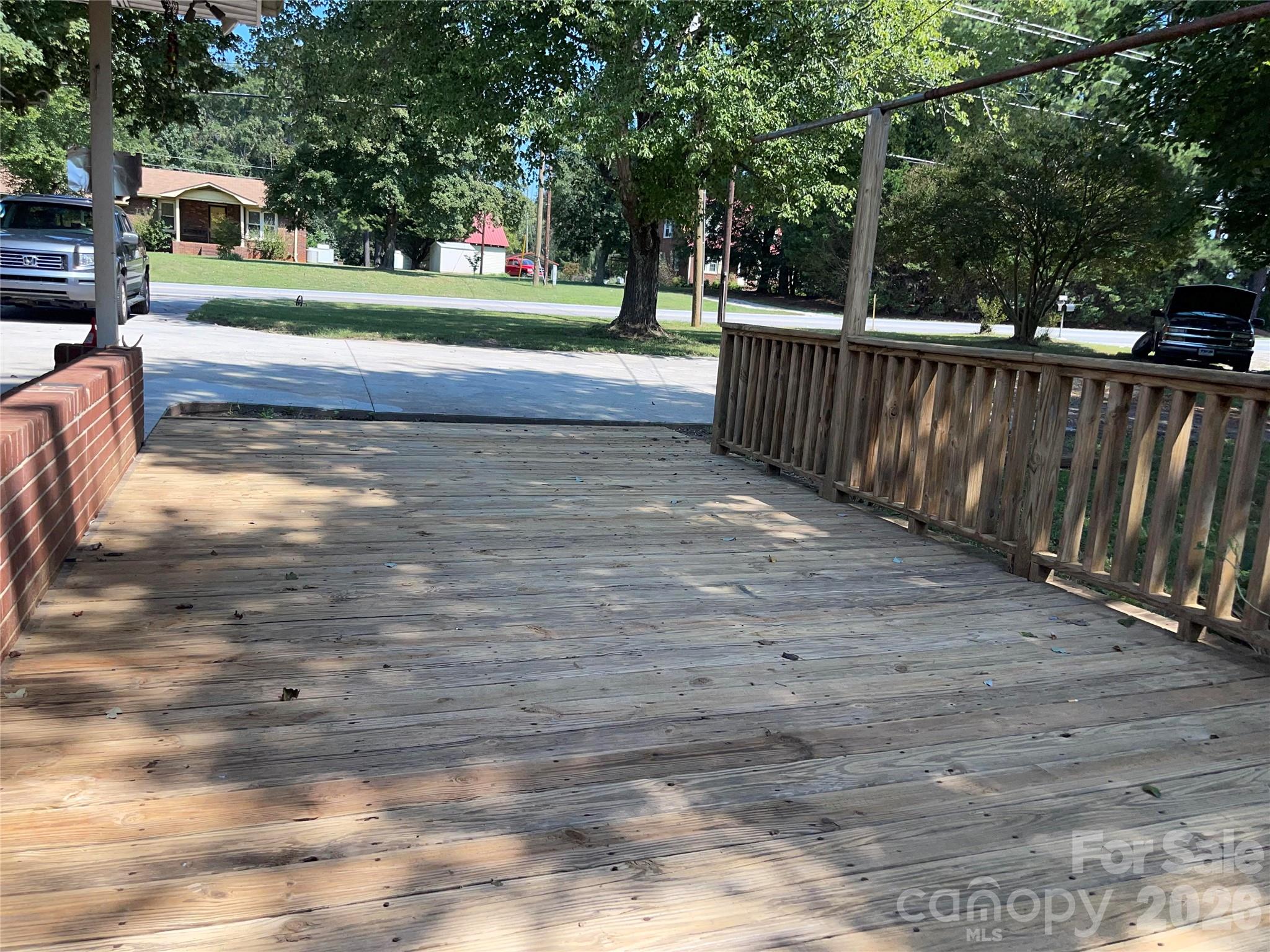 main property photo 20