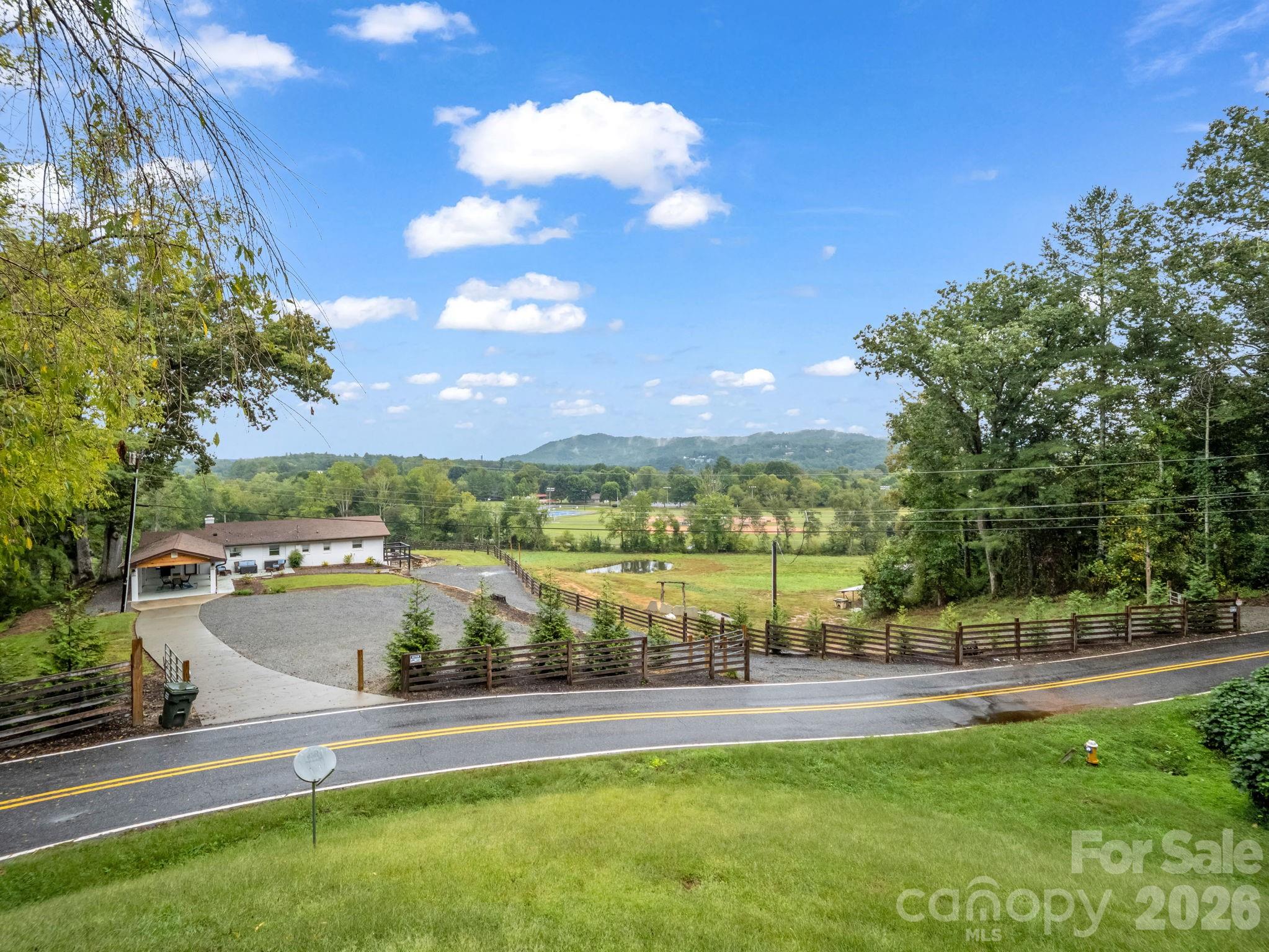 main property photo 31