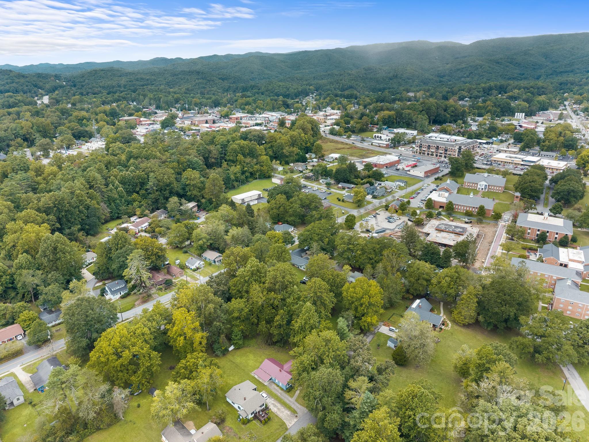 main property photo 33