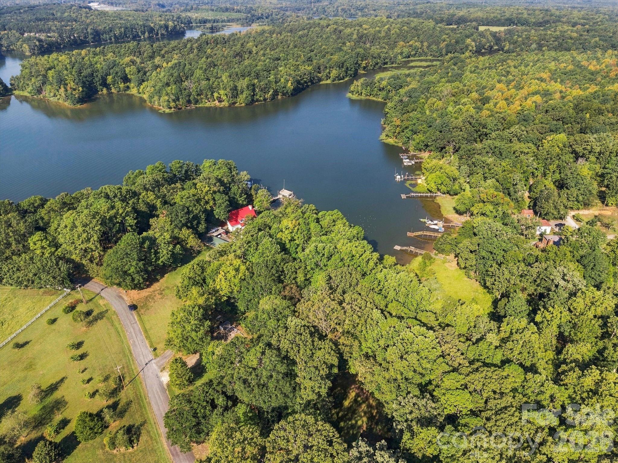 main property photo 7