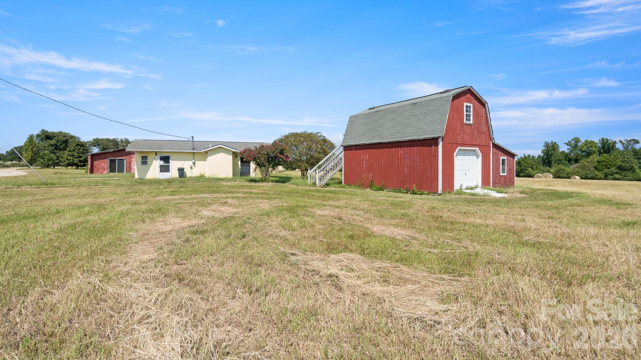 main property photo 22