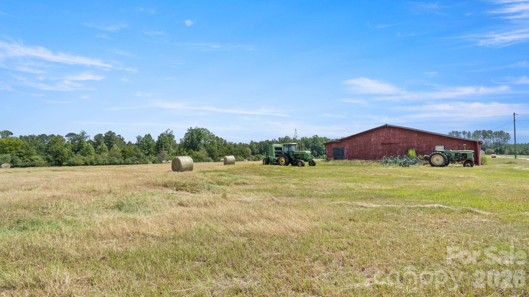 main property photo 25