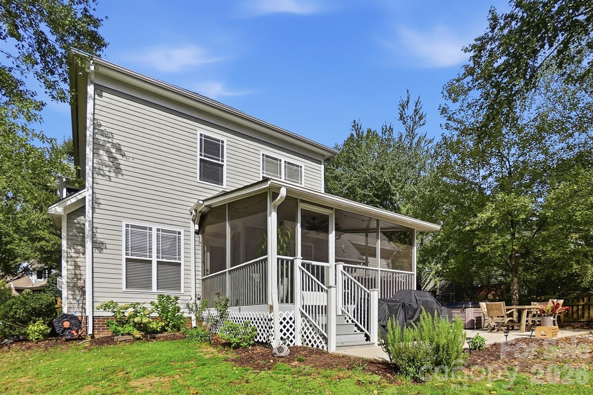 main property photo 41
