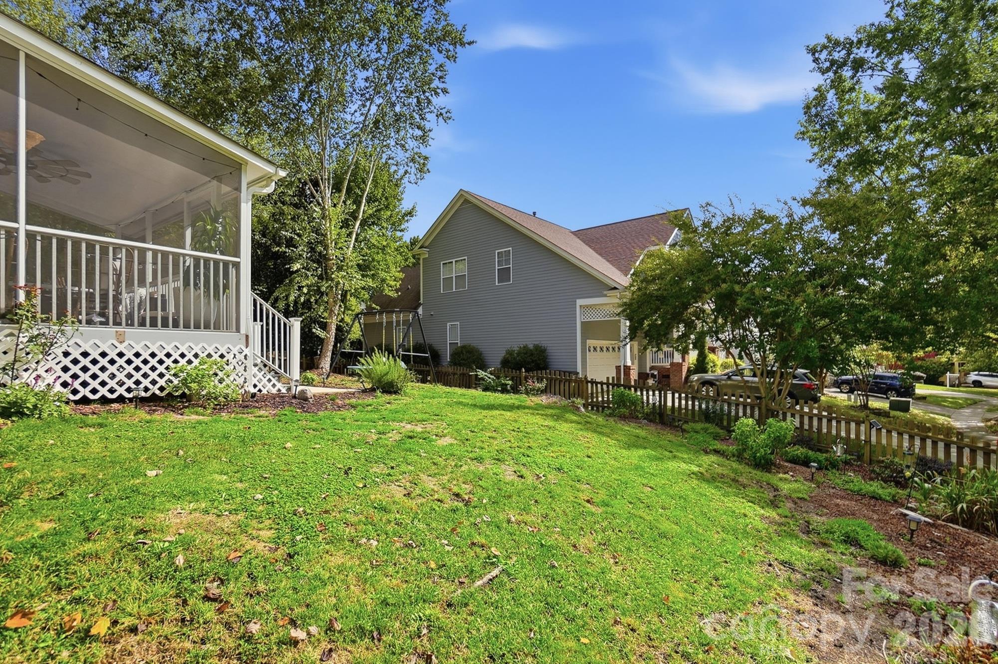 main property photo 45